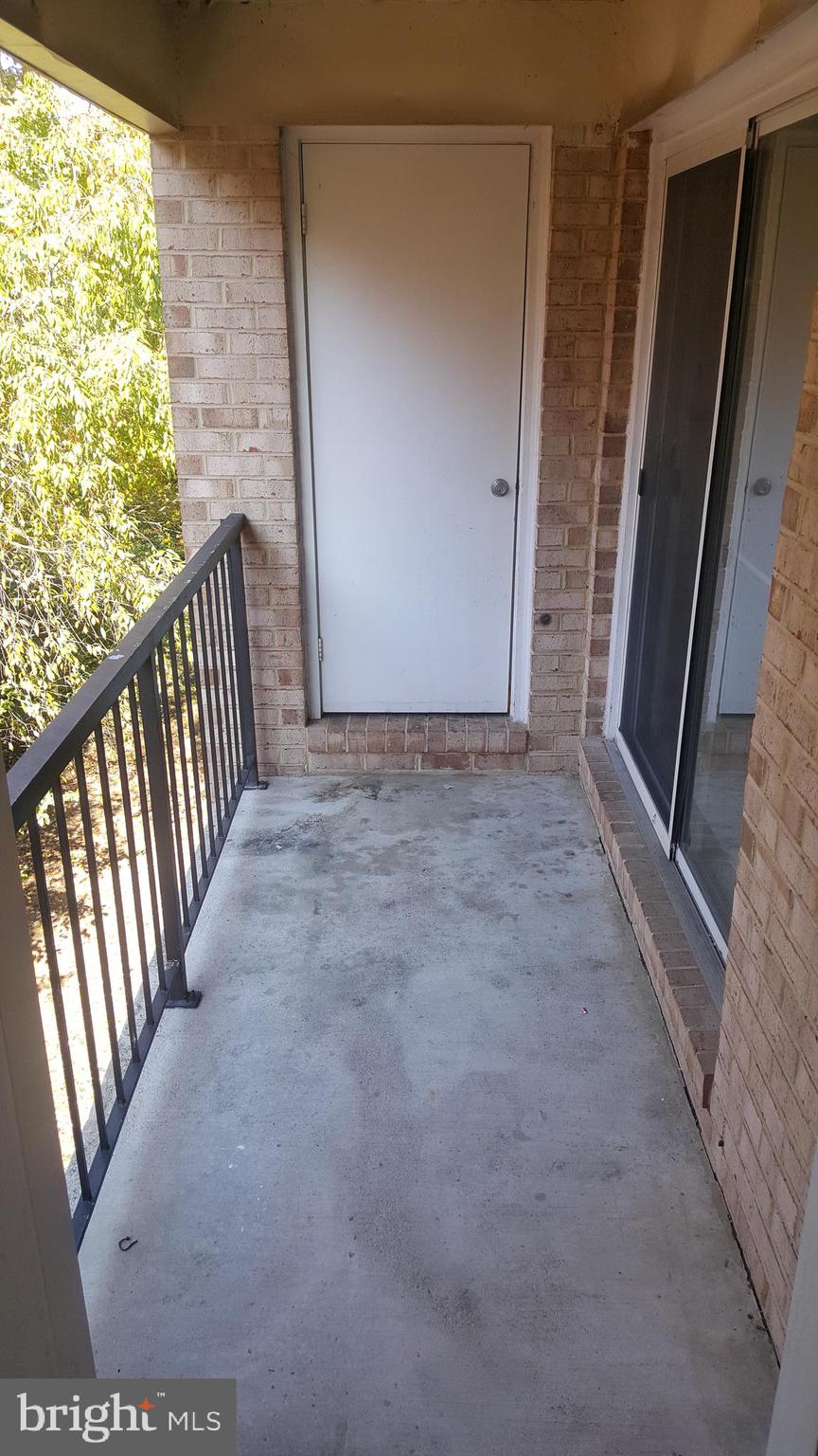 FLOWER HILL - Residential Lease