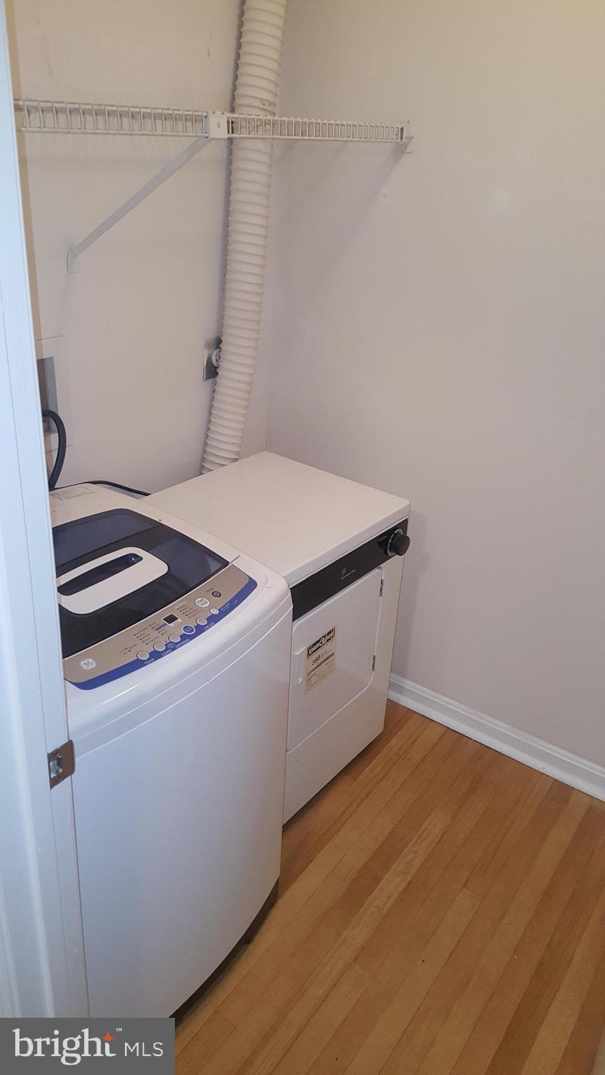 FLOWER HILL - Residential Lease