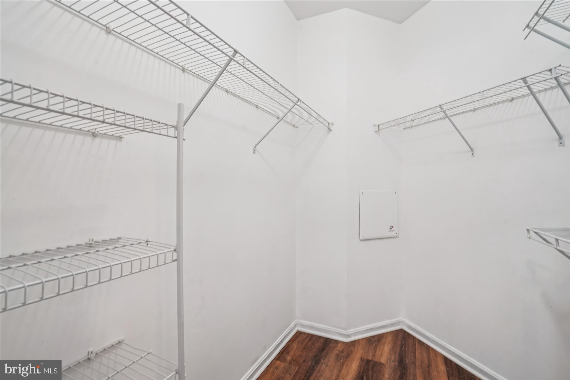 MARQUIS AT VIENNA STATION - Residential