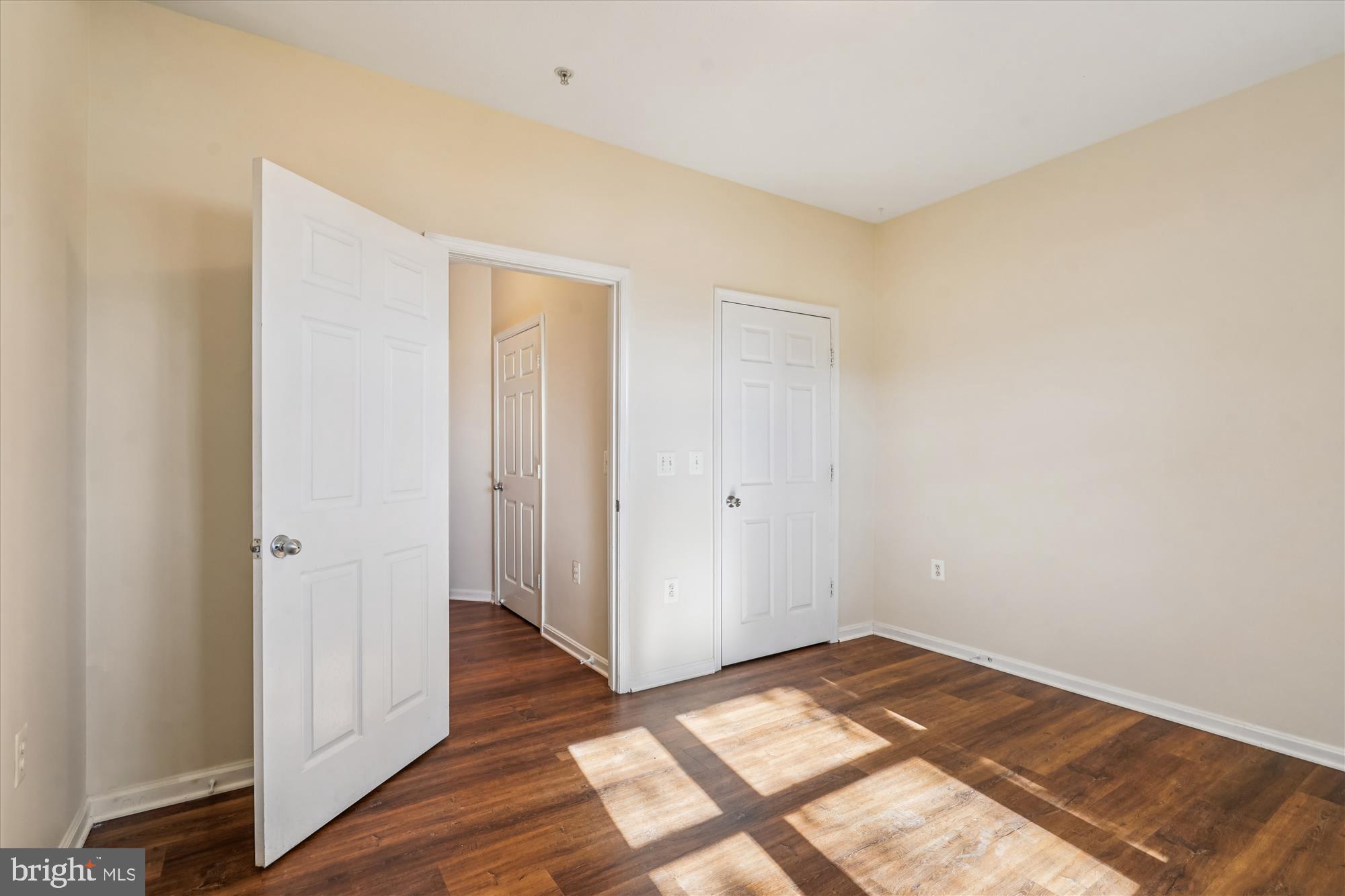 MARQUIS AT VIENNA STATION - Residential