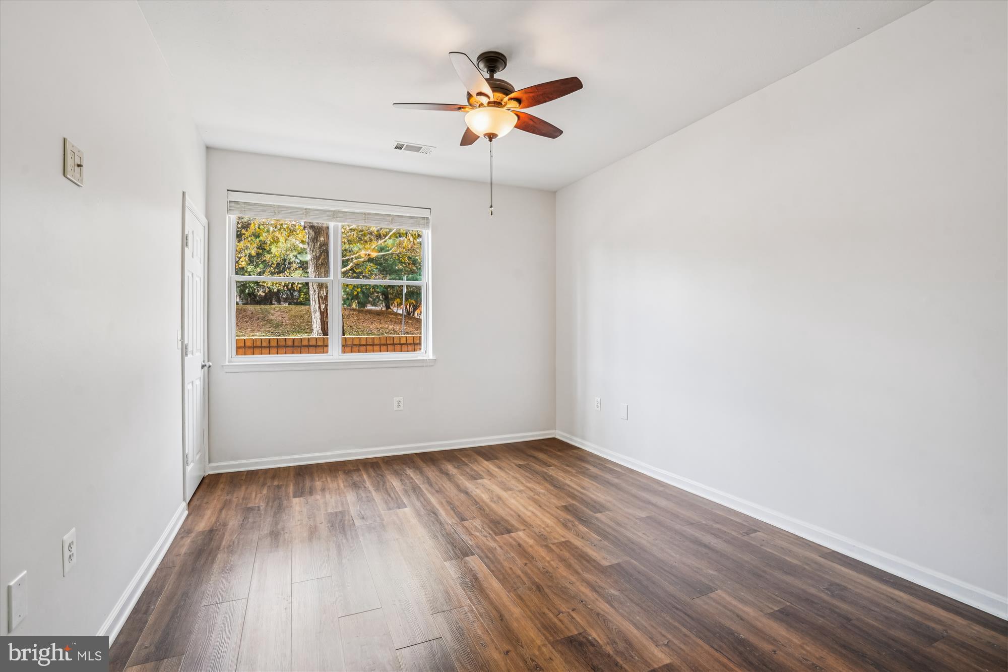 MARQUIS AT VIENNA STATION - Residential