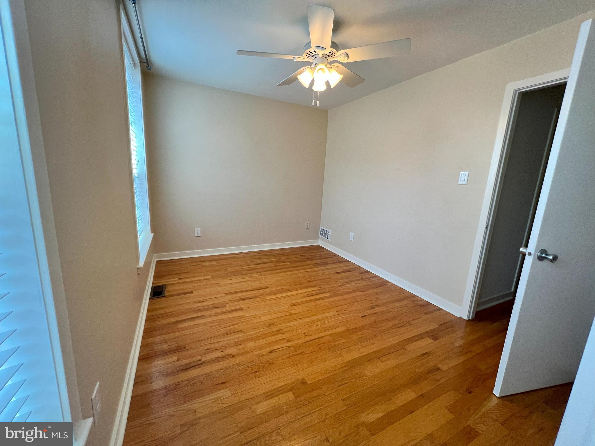 AVENUE OF THE ARTS - Residential Lease