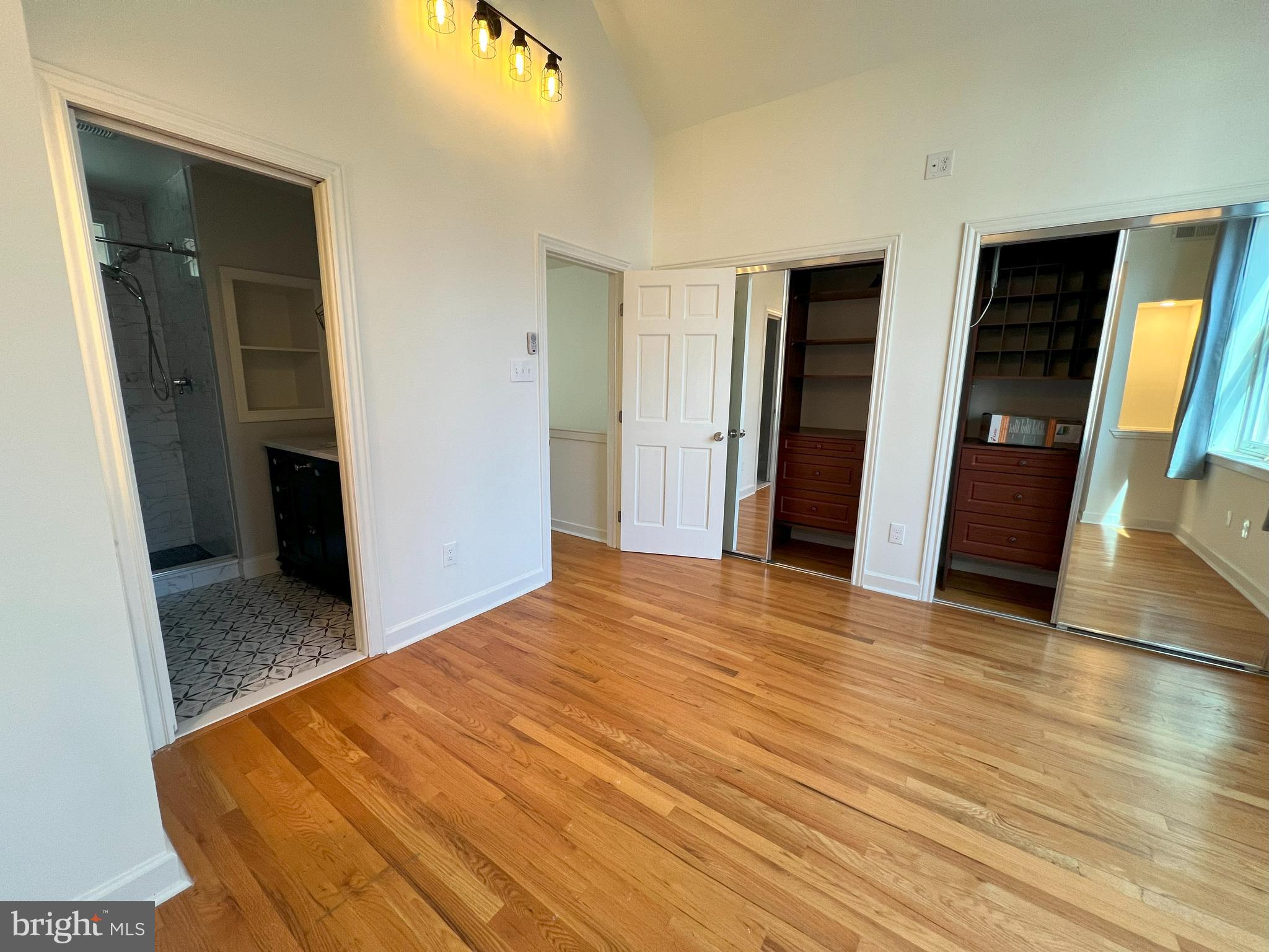 AVENUE OF THE ARTS - Residential Lease