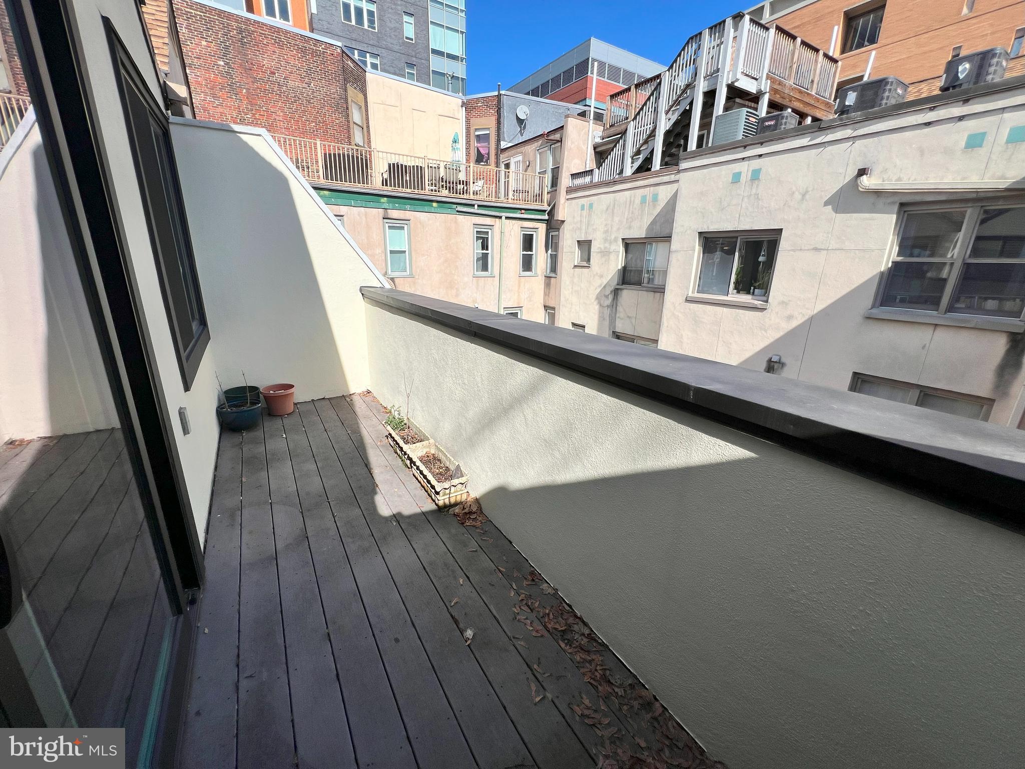 AVENUE OF THE ARTS - Residential Lease