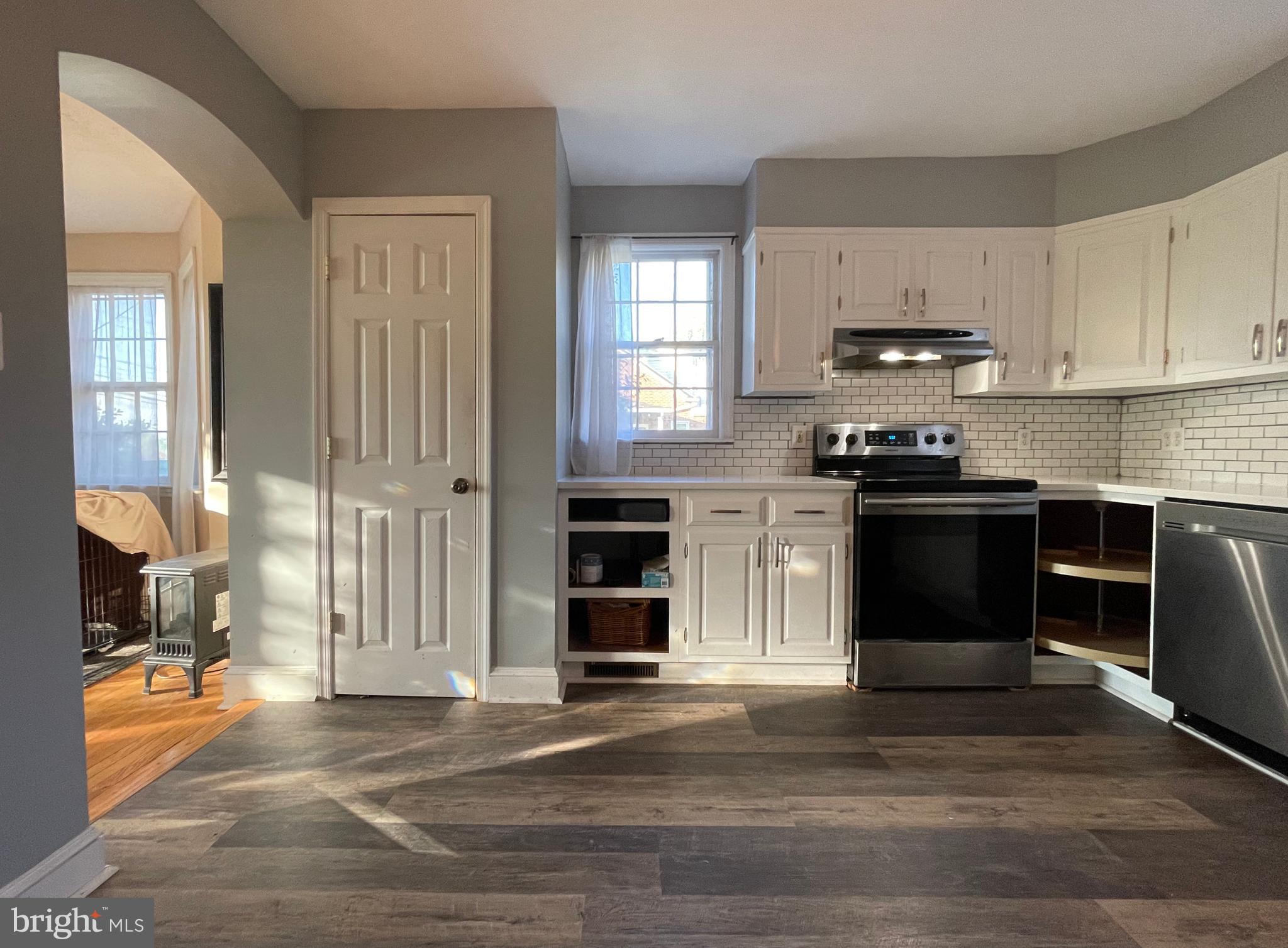 ADAMSTOWN COMMONS - Residential