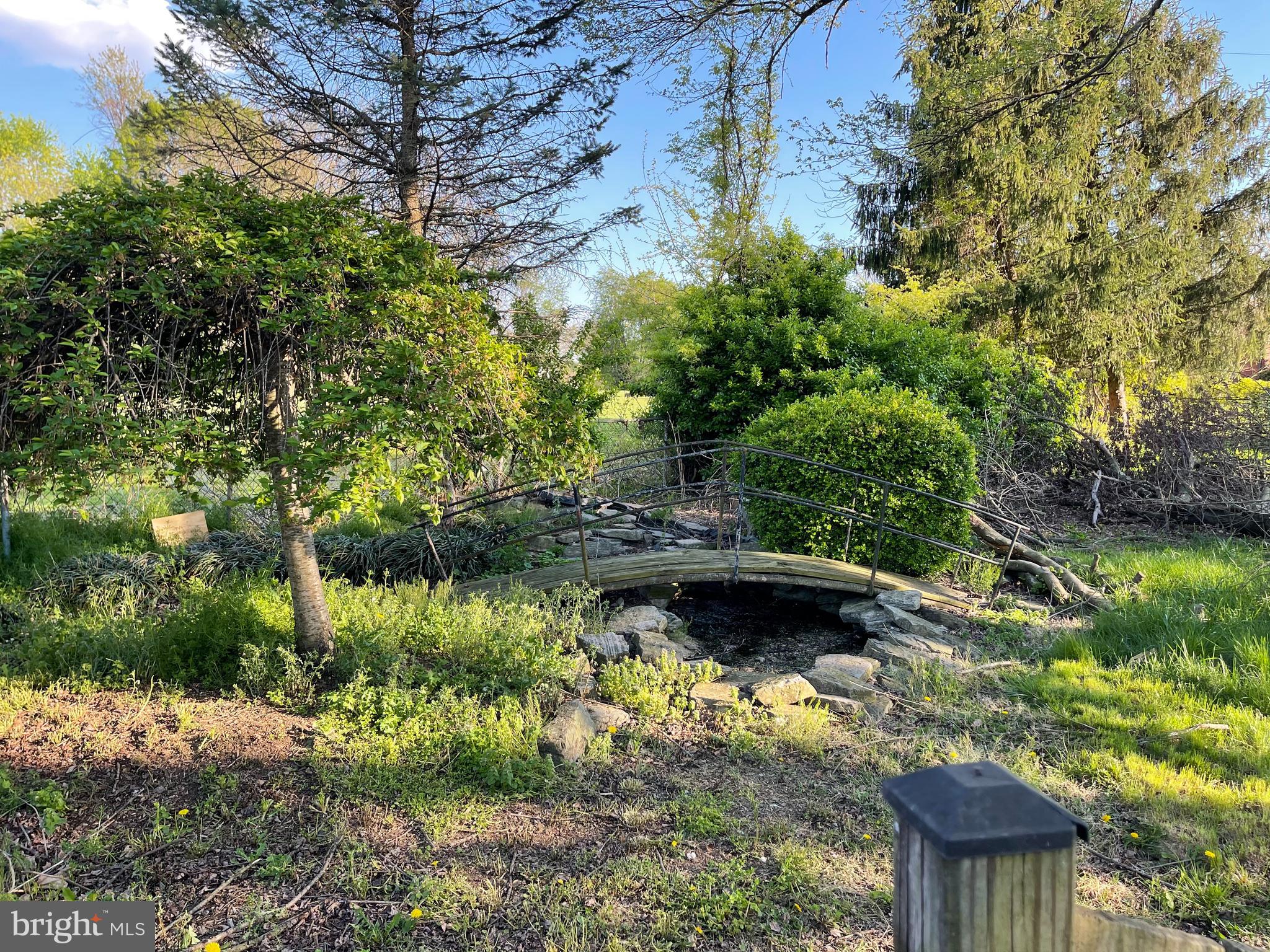 ADAMSTOWN COMMONS - Residential