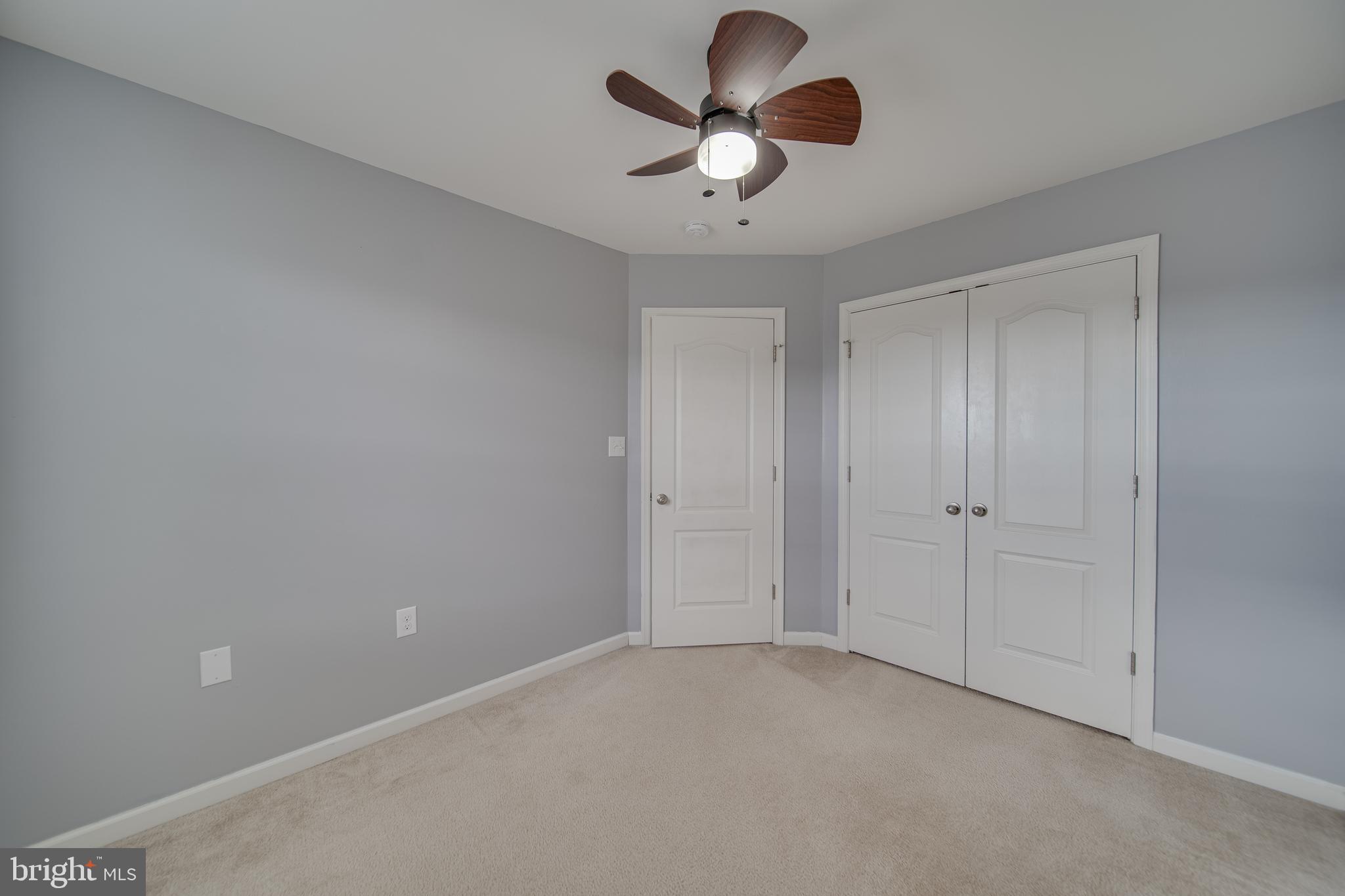 RIVERSIDE VILLAGES - Residential Lease