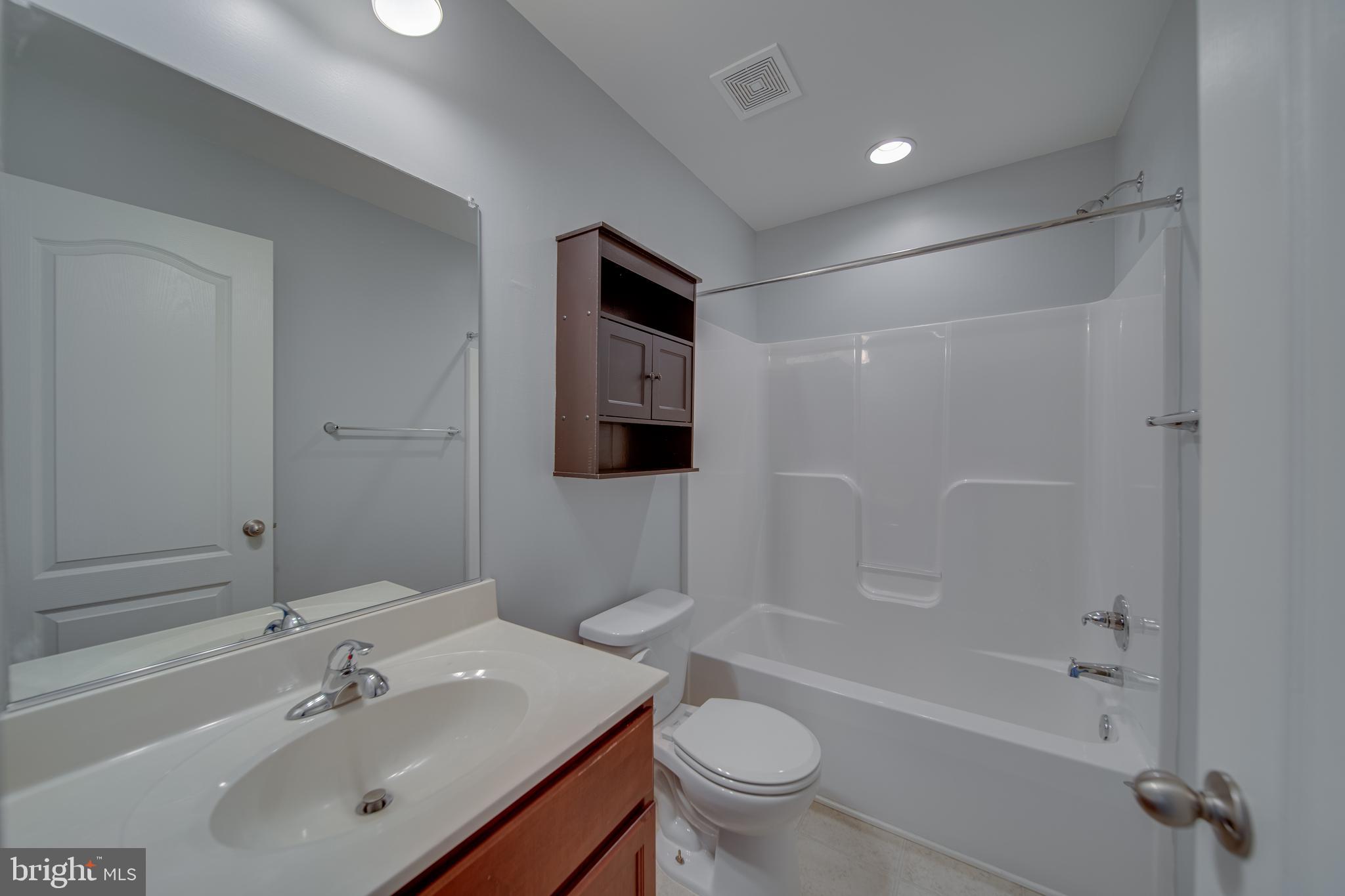 RIVERSIDE VILLAGES - Residential Lease