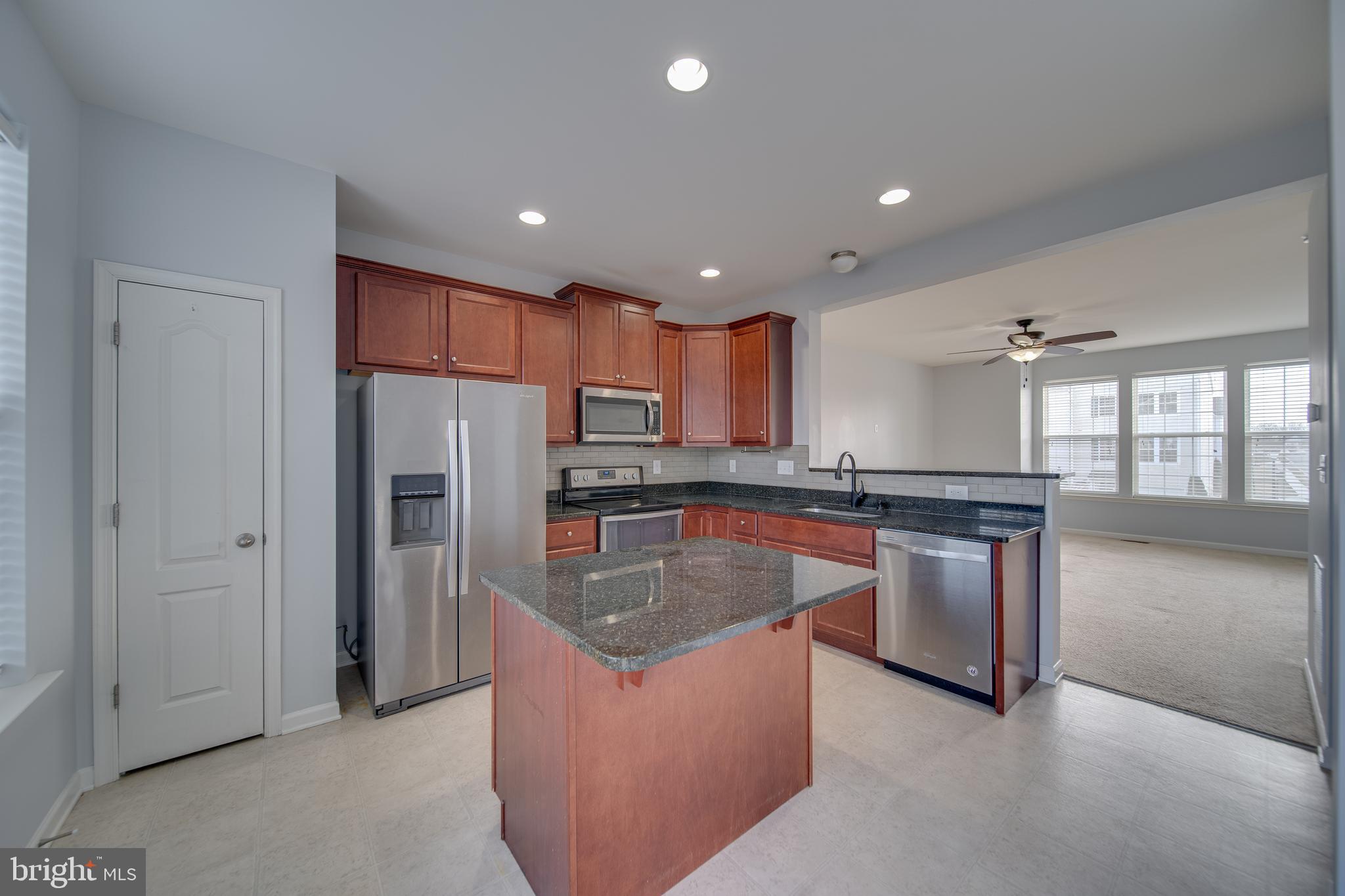 RIVERSIDE VILLAGES - Residential Lease