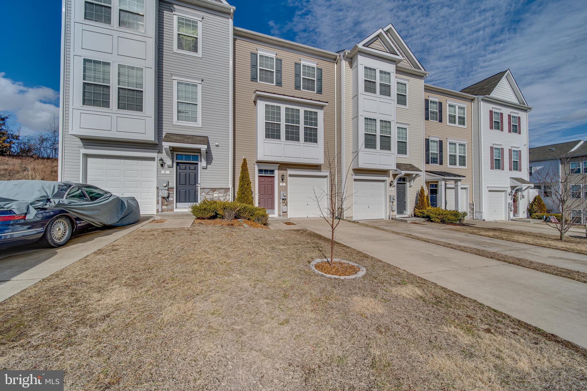 RIVERSIDE VILLAGES - Residential Lease