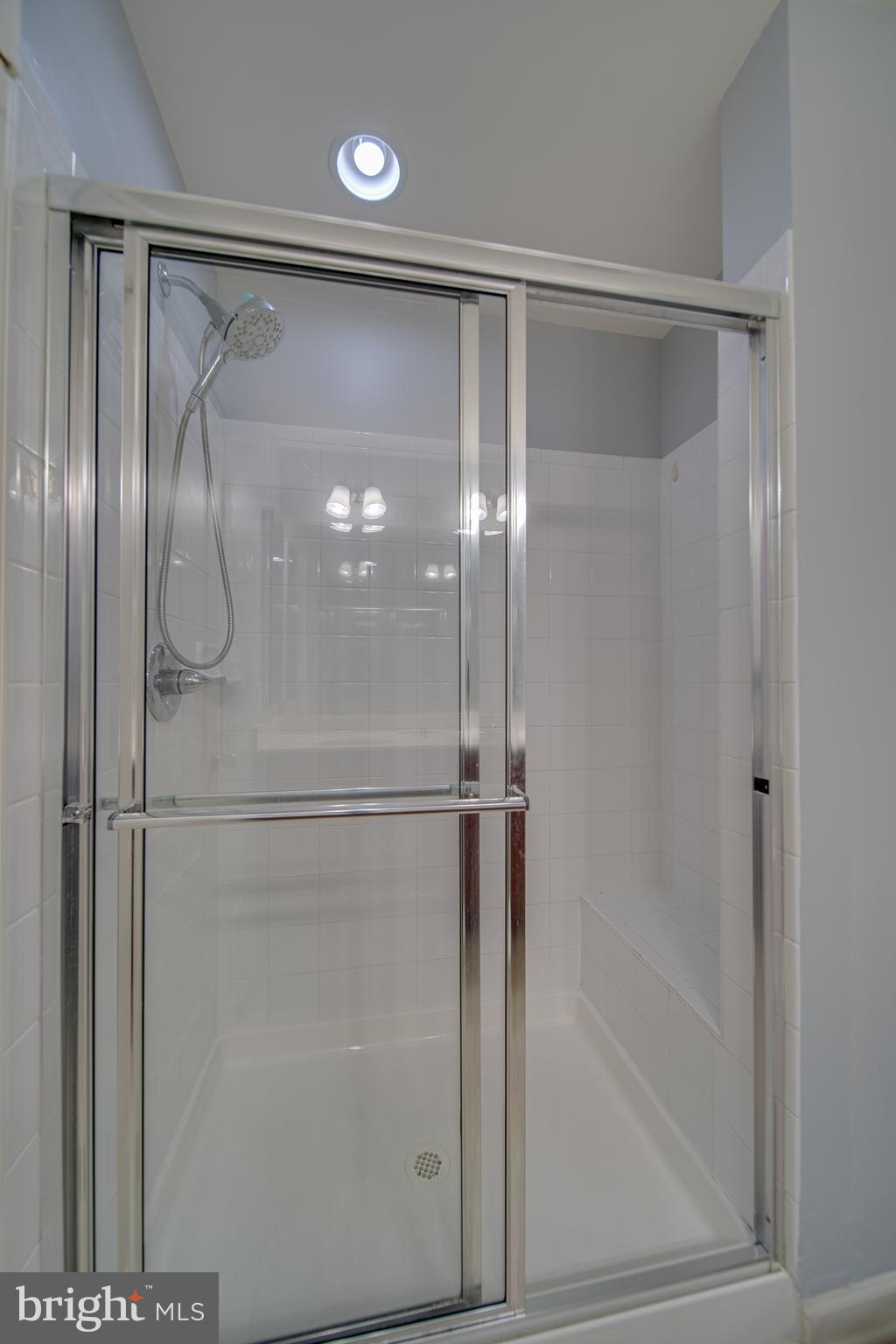 RIVERSIDE VILLAGES - Residential Lease