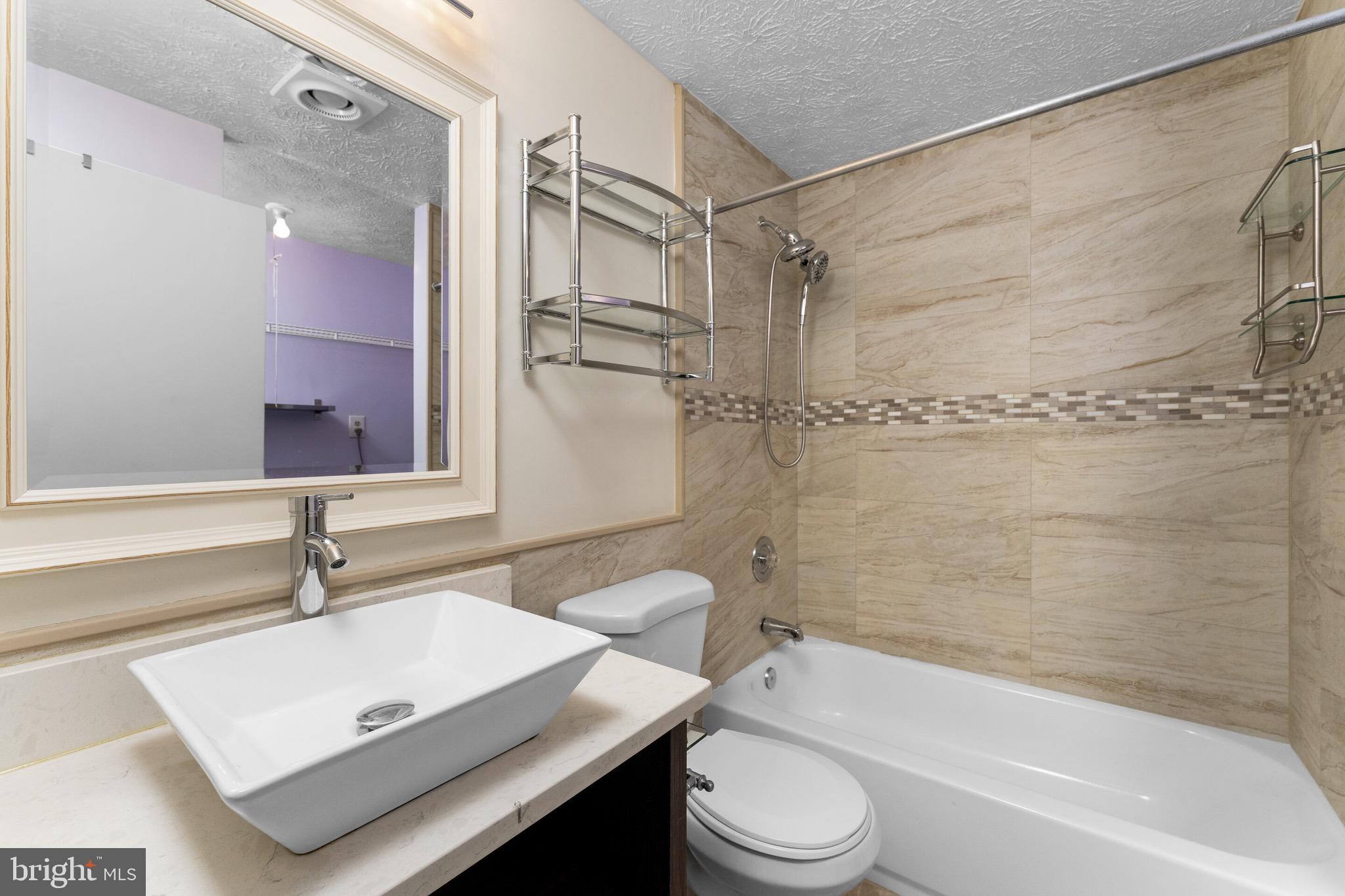 NEWINGTON HEIGHTS - Residential