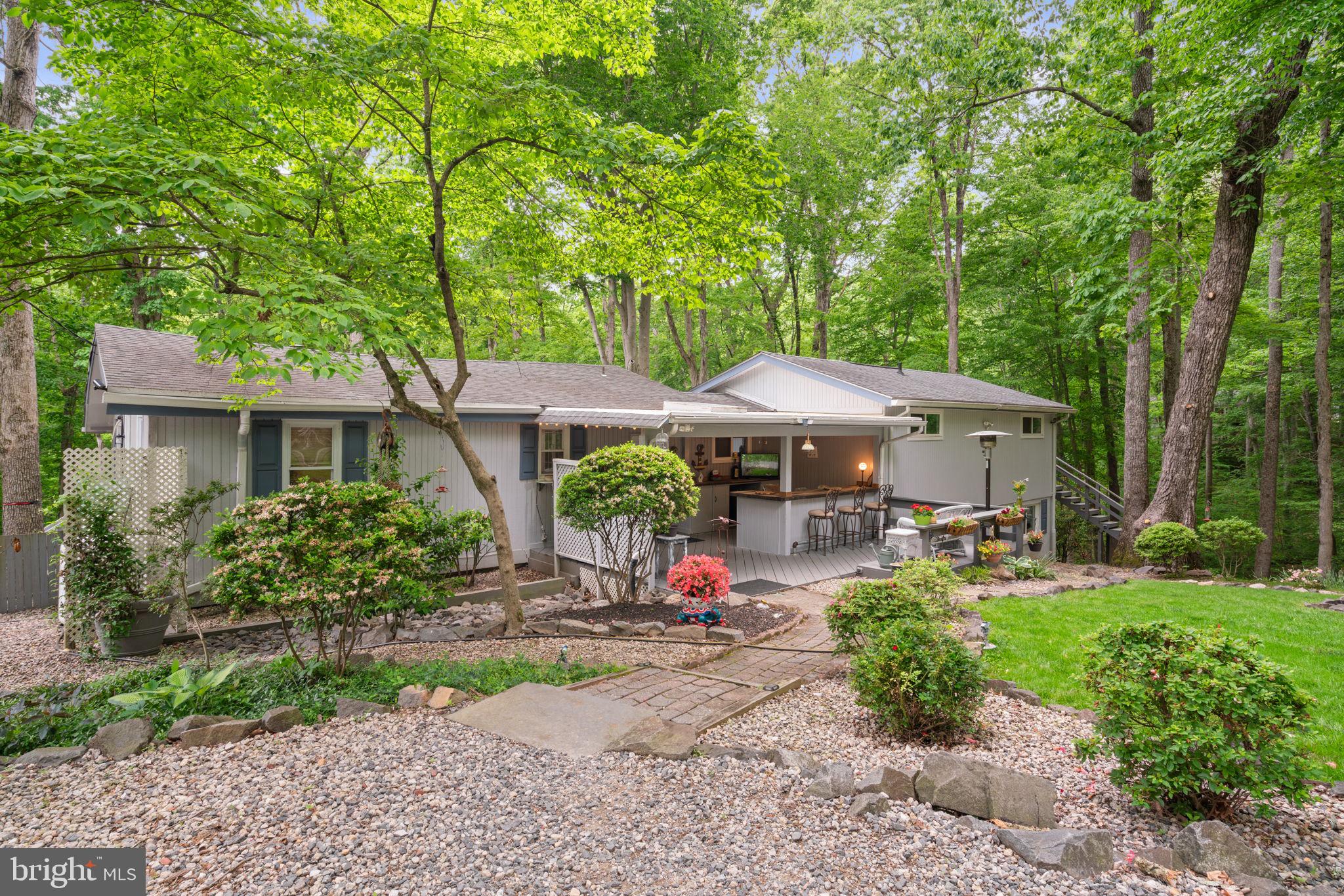 LAKE JACKSON HILLS - Residential