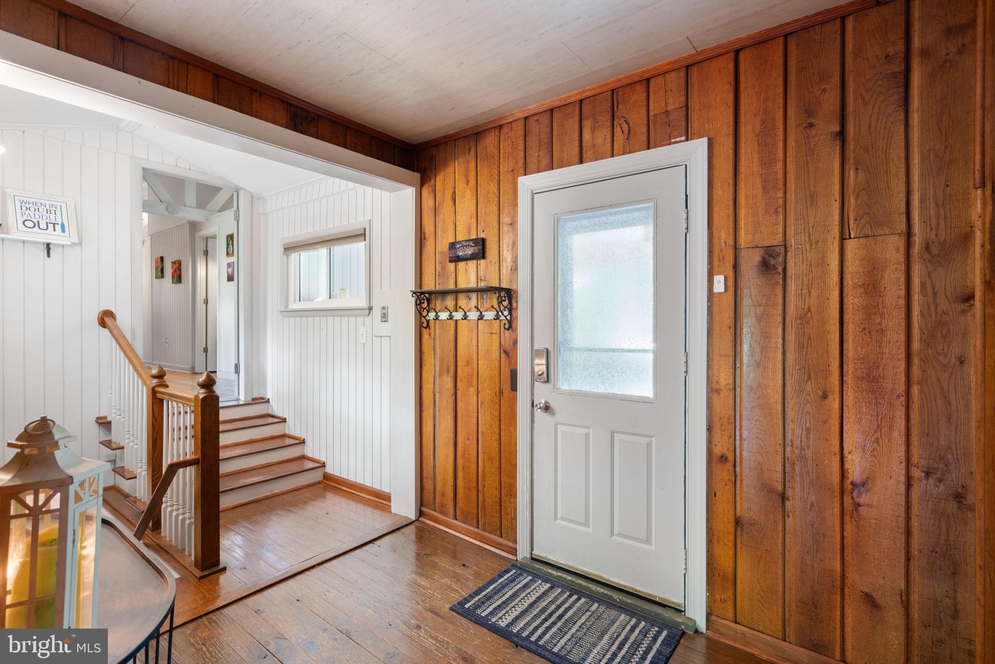 LAKE JACKSON HILLS - Residential