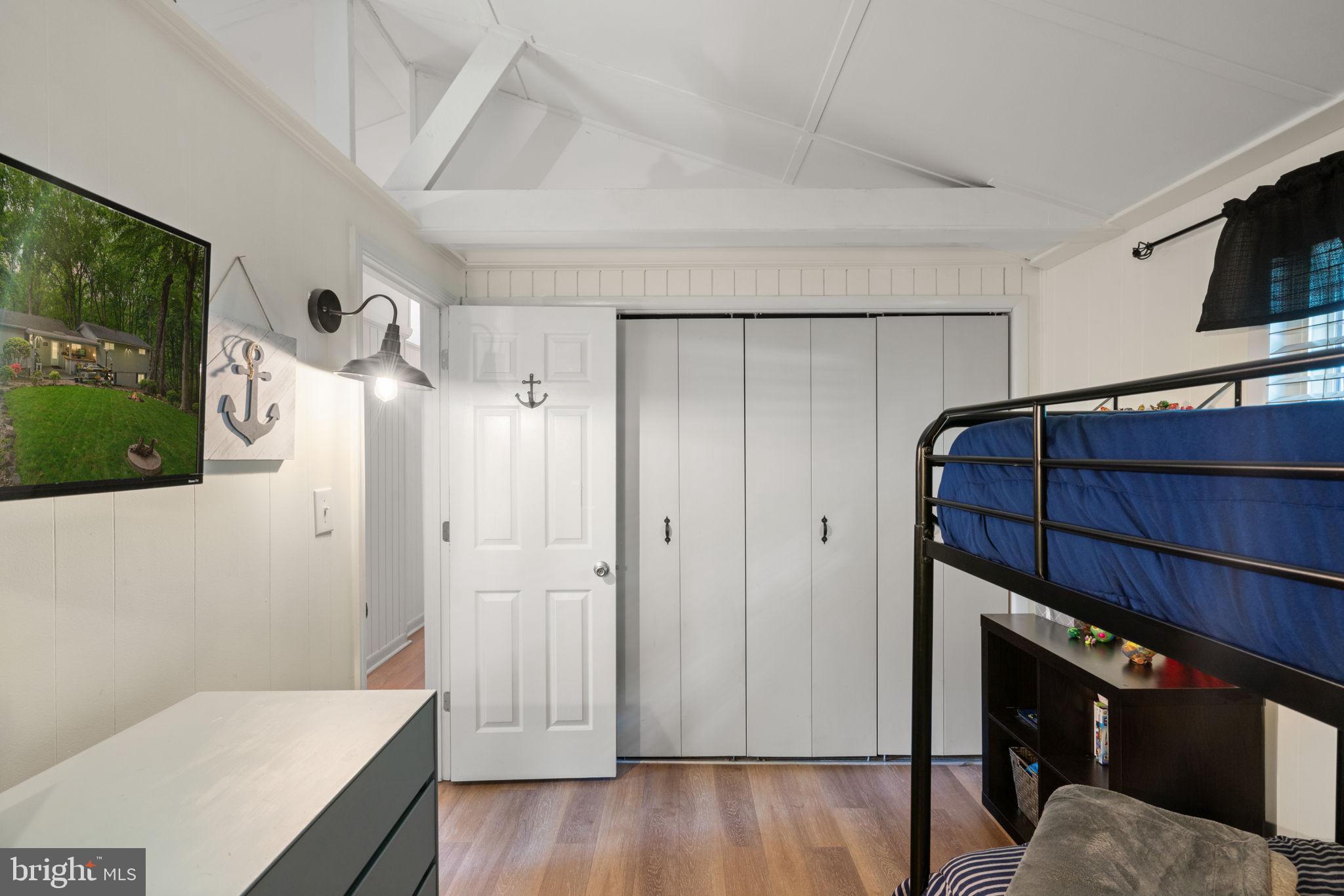 LAKE JACKSON HILLS - Residential