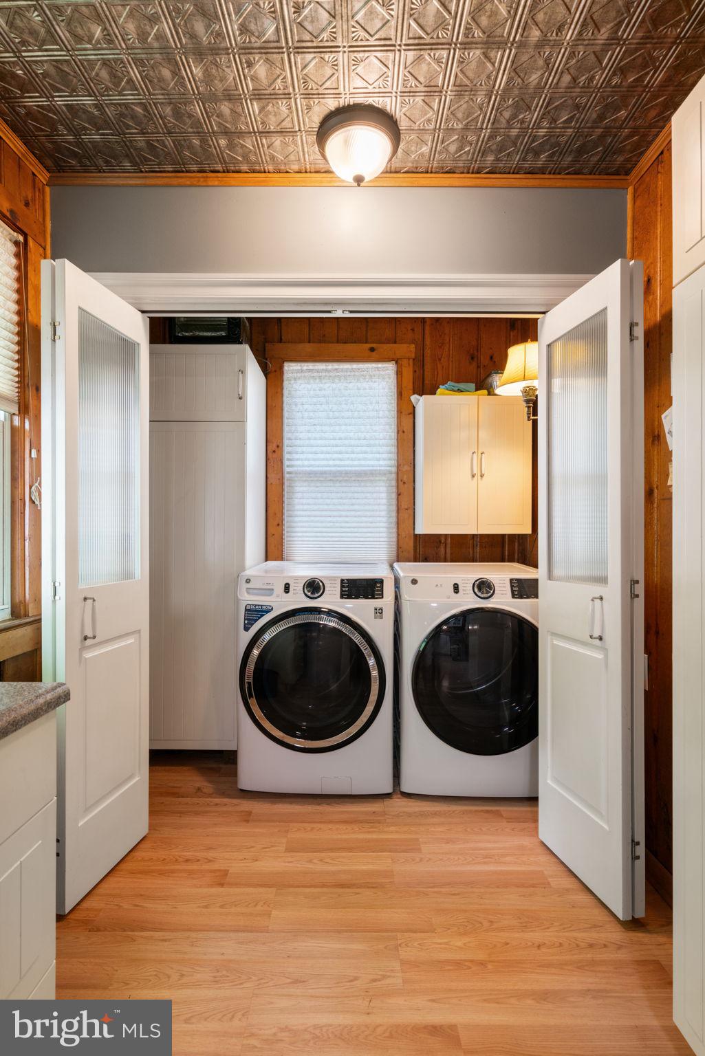 LAKE JACKSON HILLS - Residential