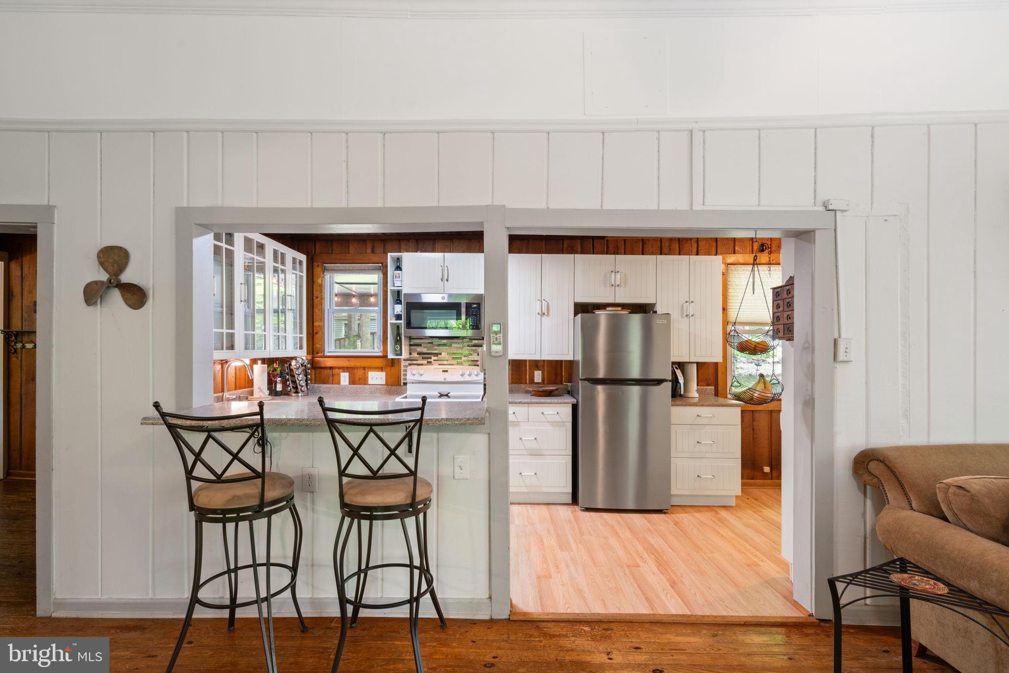 LAKE JACKSON HILLS - Residential