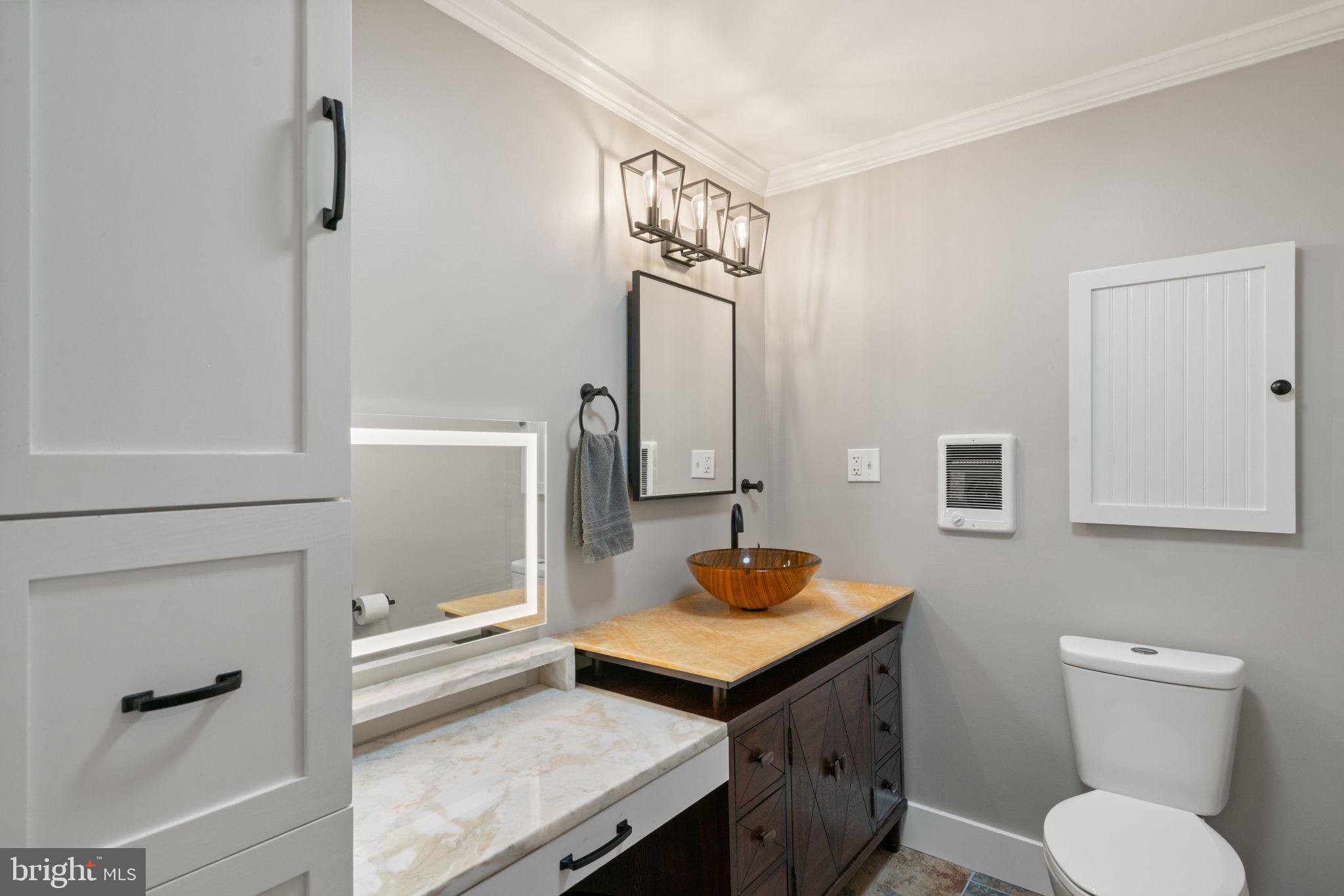 LAKE JACKSON HILLS - Residential