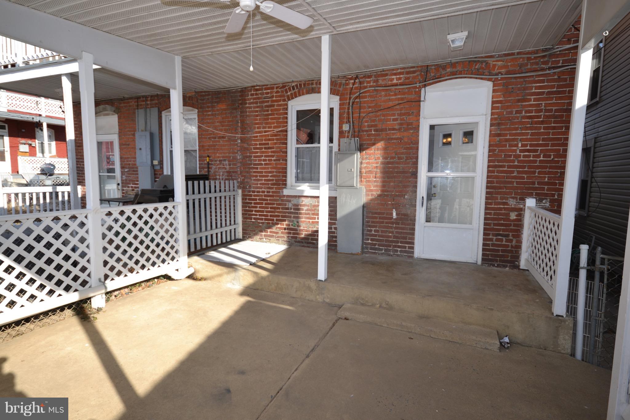 HAGERSTOWN - Residential