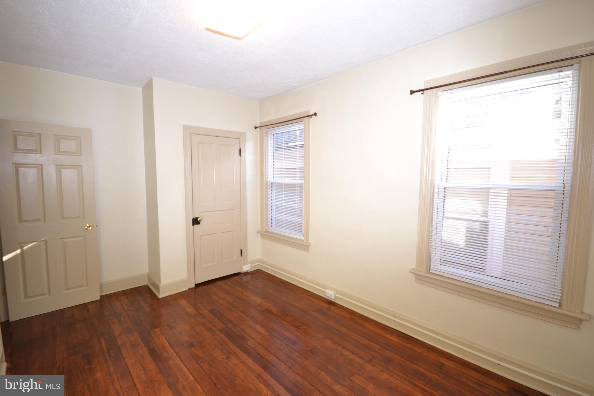 HAGERSTOWN - Residential