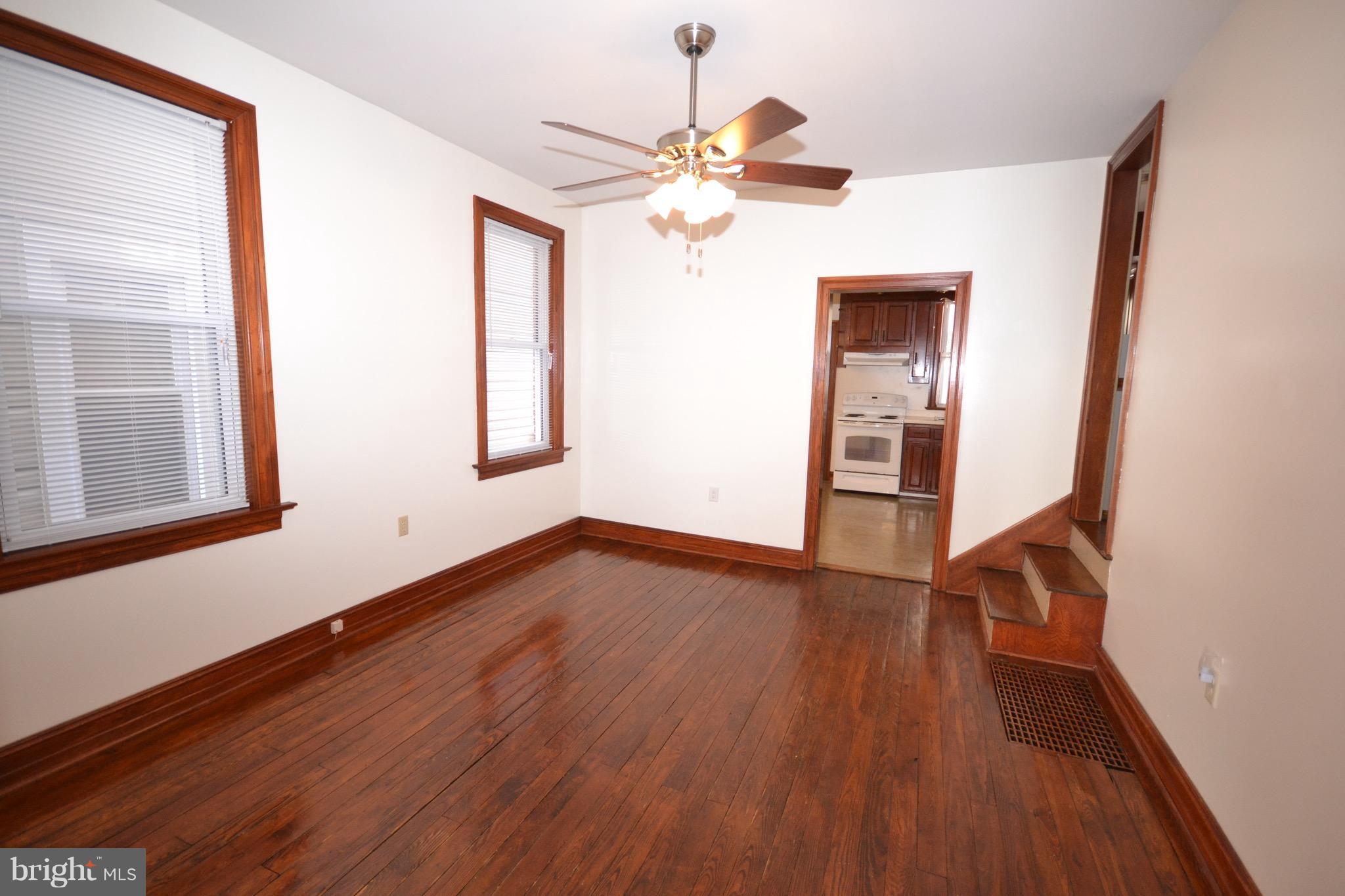 HAGERSTOWN - Residential