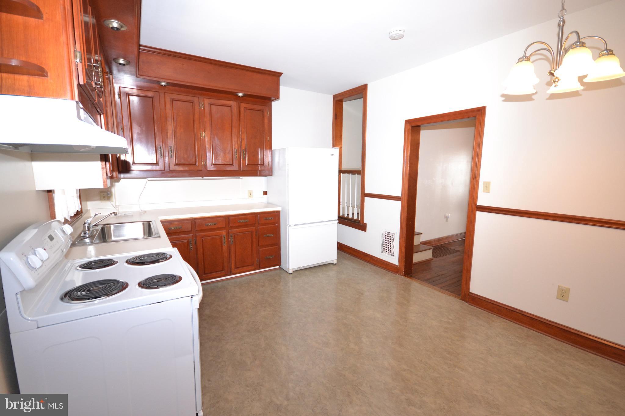 HAGERSTOWN - Residential