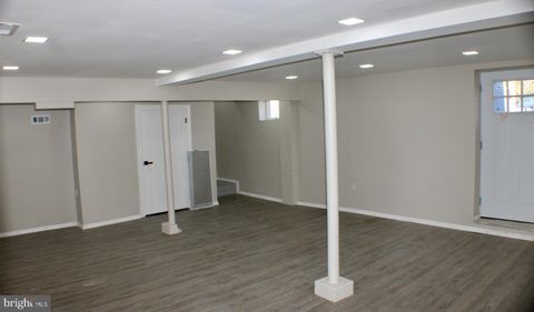 listing image 73
