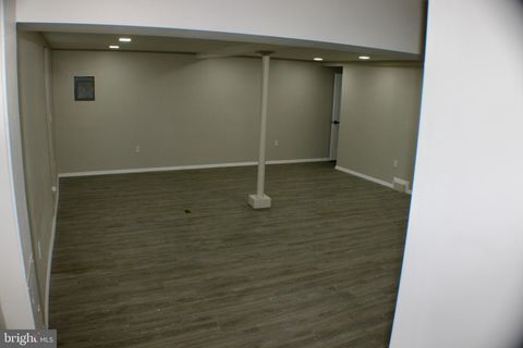 listing image 72