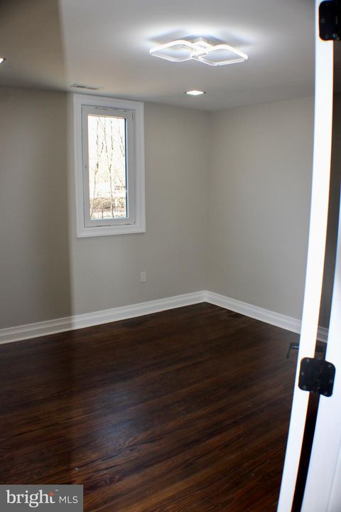 listing image 54