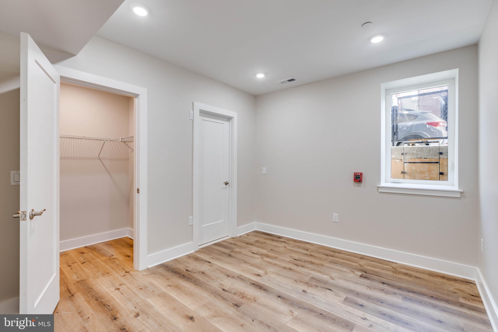 FRANCISVILLE - Residential Lease