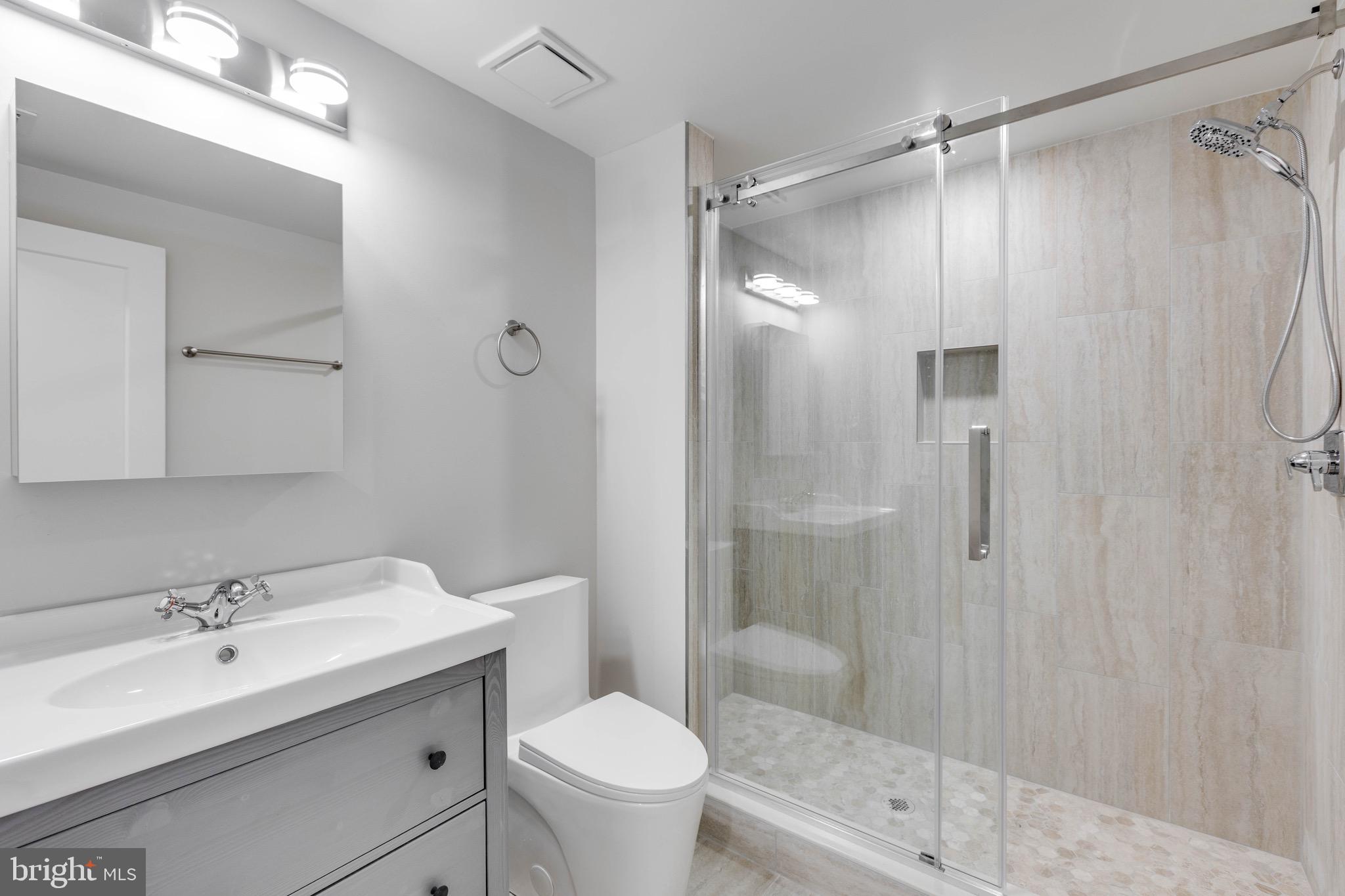 FRANCISVILLE - Residential Lease