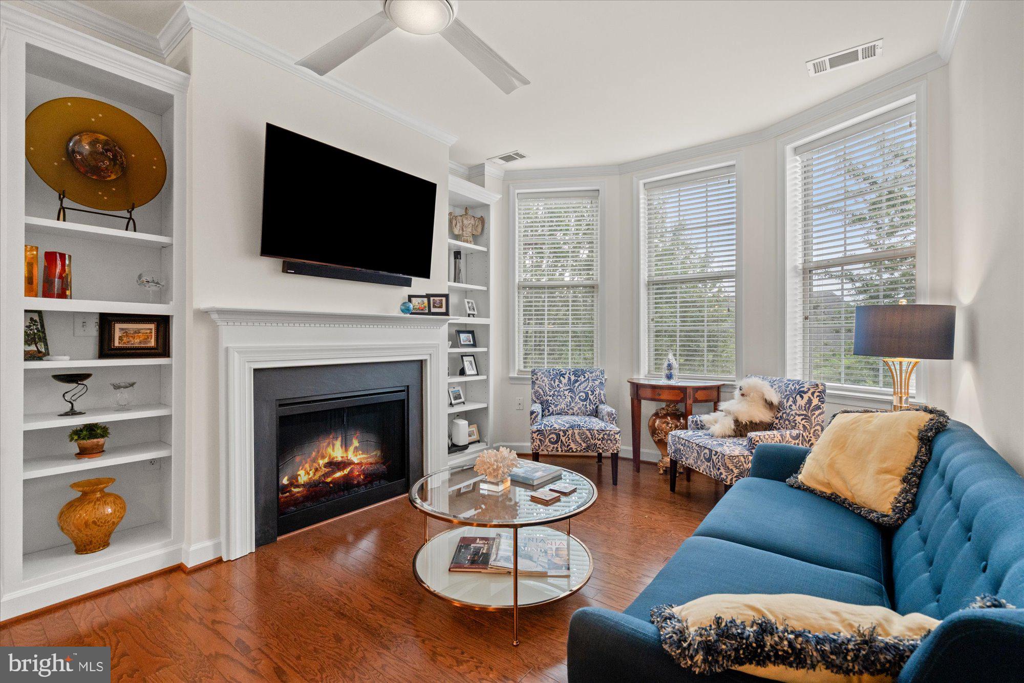 400 CAMERON STATION BOULEVARD 324