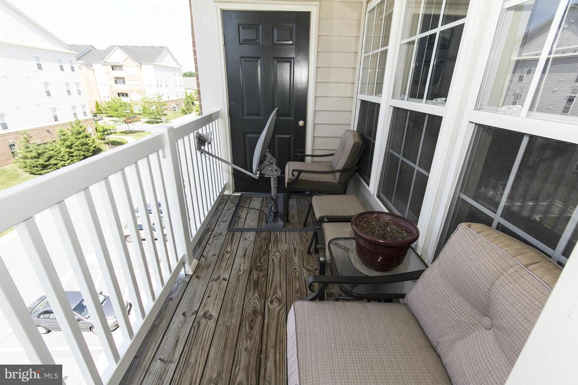 HEARTHSTONE AT VILLAGE CREST CONDOMINIUMS - Residential