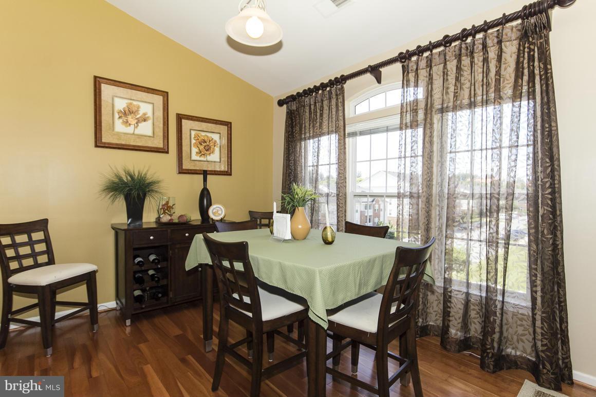 HEARTHSTONE AT VILLAGE CREST CONDOMINIUMS - Residential