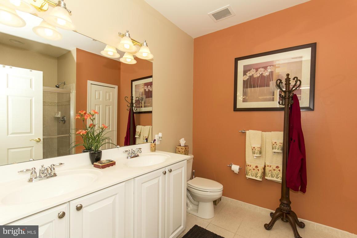 HEARTHSTONE AT VILLAGE CREST CONDOMINIUMS - Residential