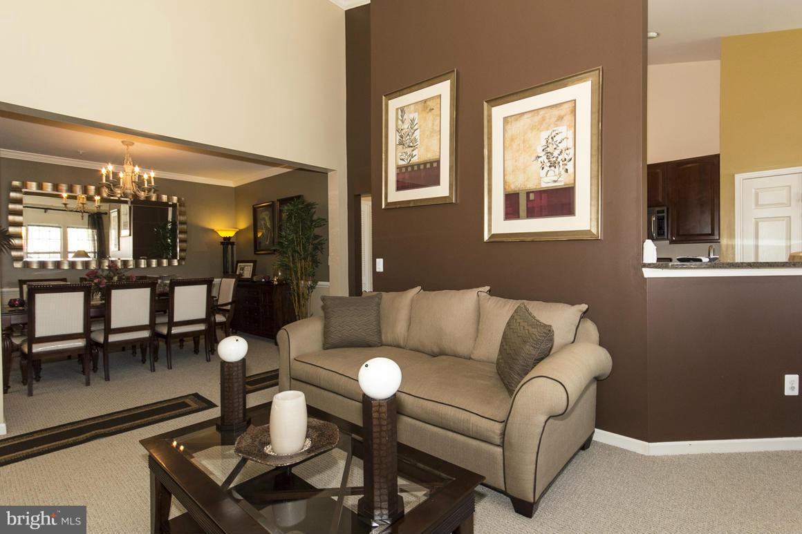 HEARTHSTONE AT VILLAGE CREST CONDOMINIUMS - Residential