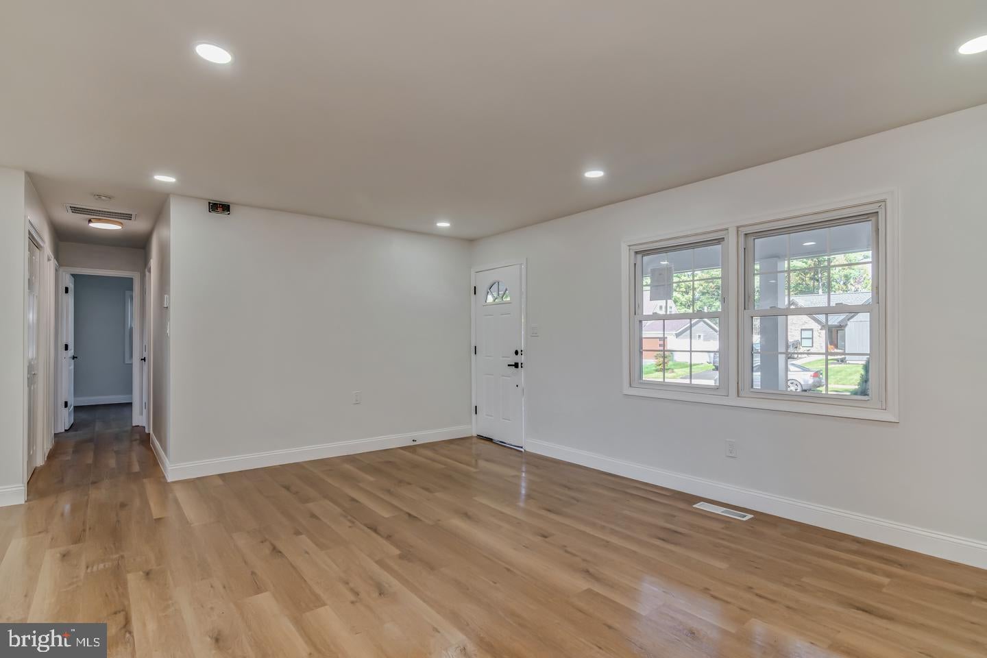 10 GOODWIN LANE