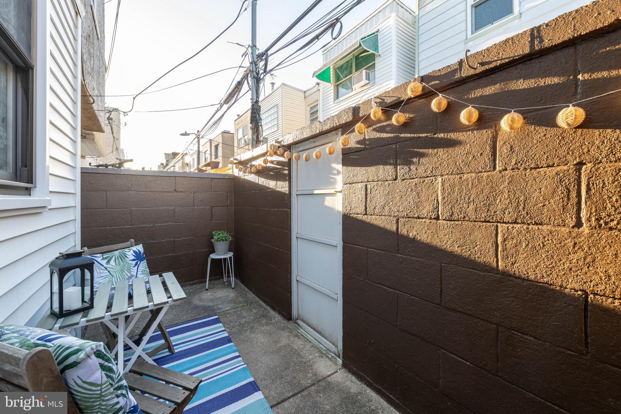 LOWER MOYAMENSING - Residential