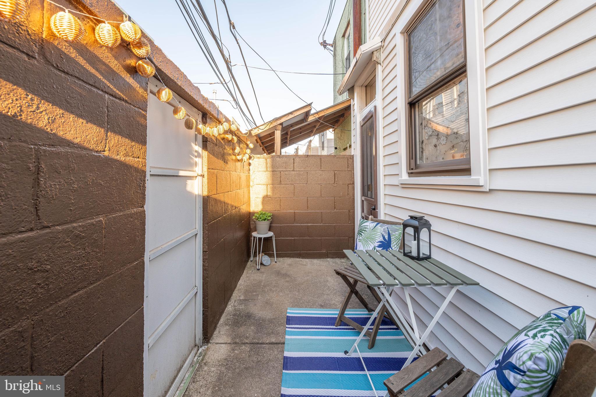 LOWER MOYAMENSING - Residential