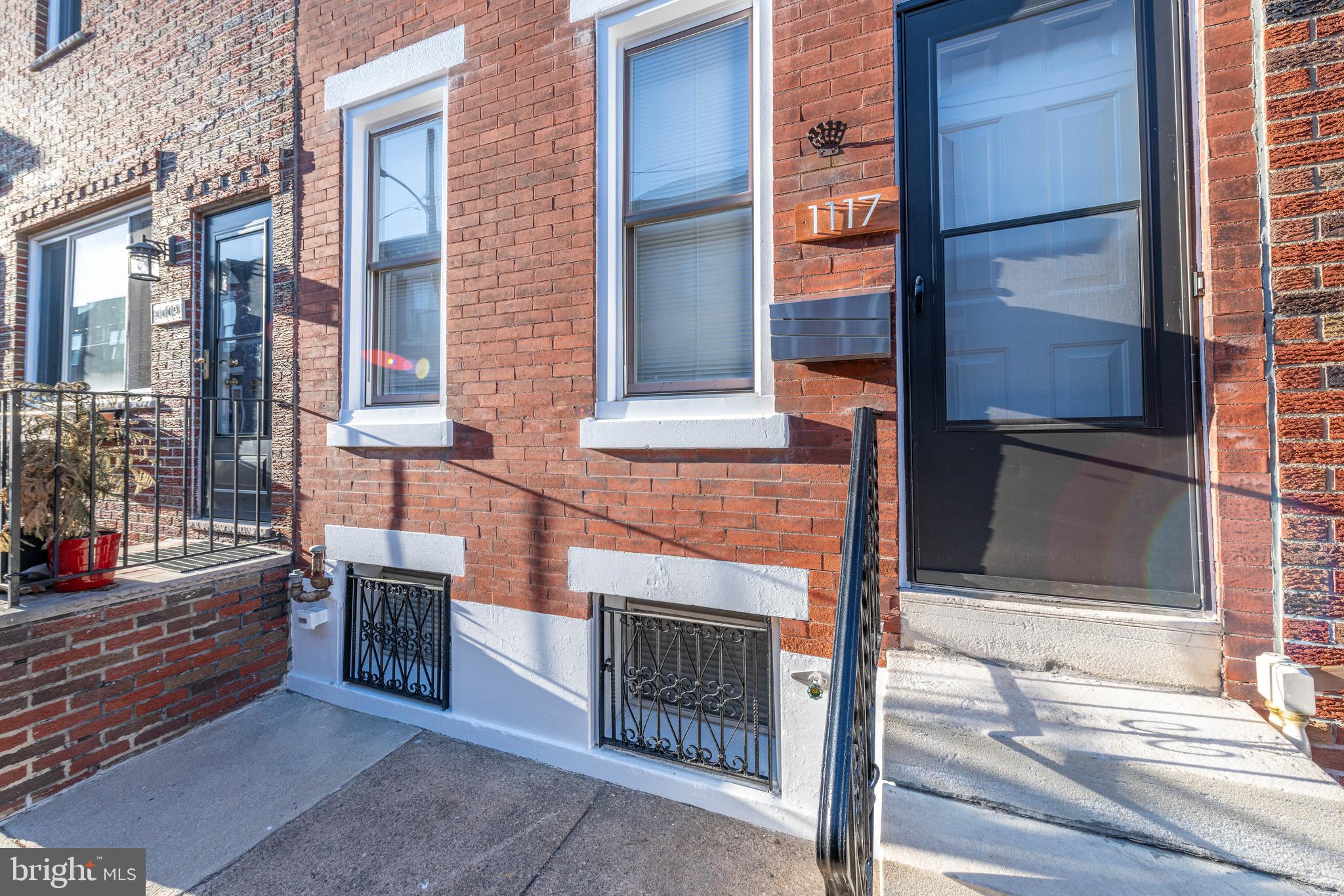 LOWER MOYAMENSING - Residential