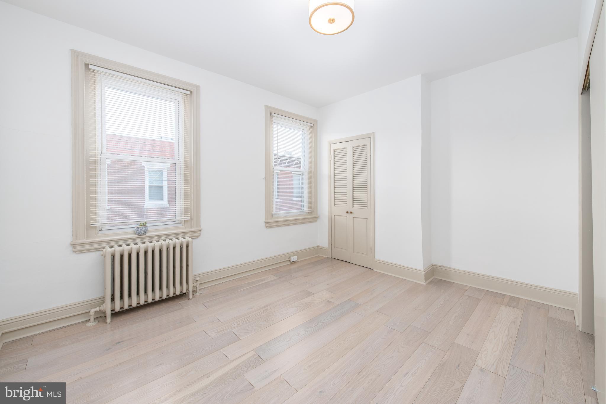 LOWER MOYAMENSING - Residential