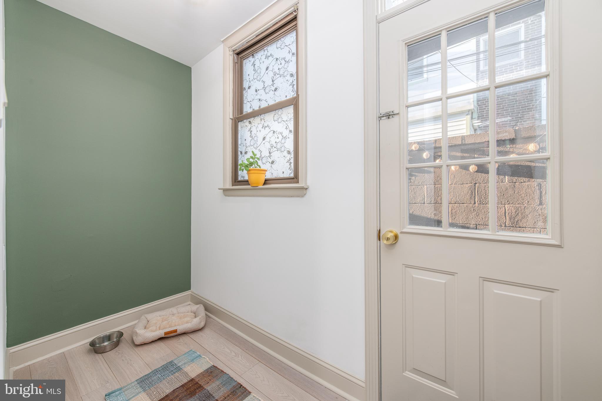 LOWER MOYAMENSING - Residential