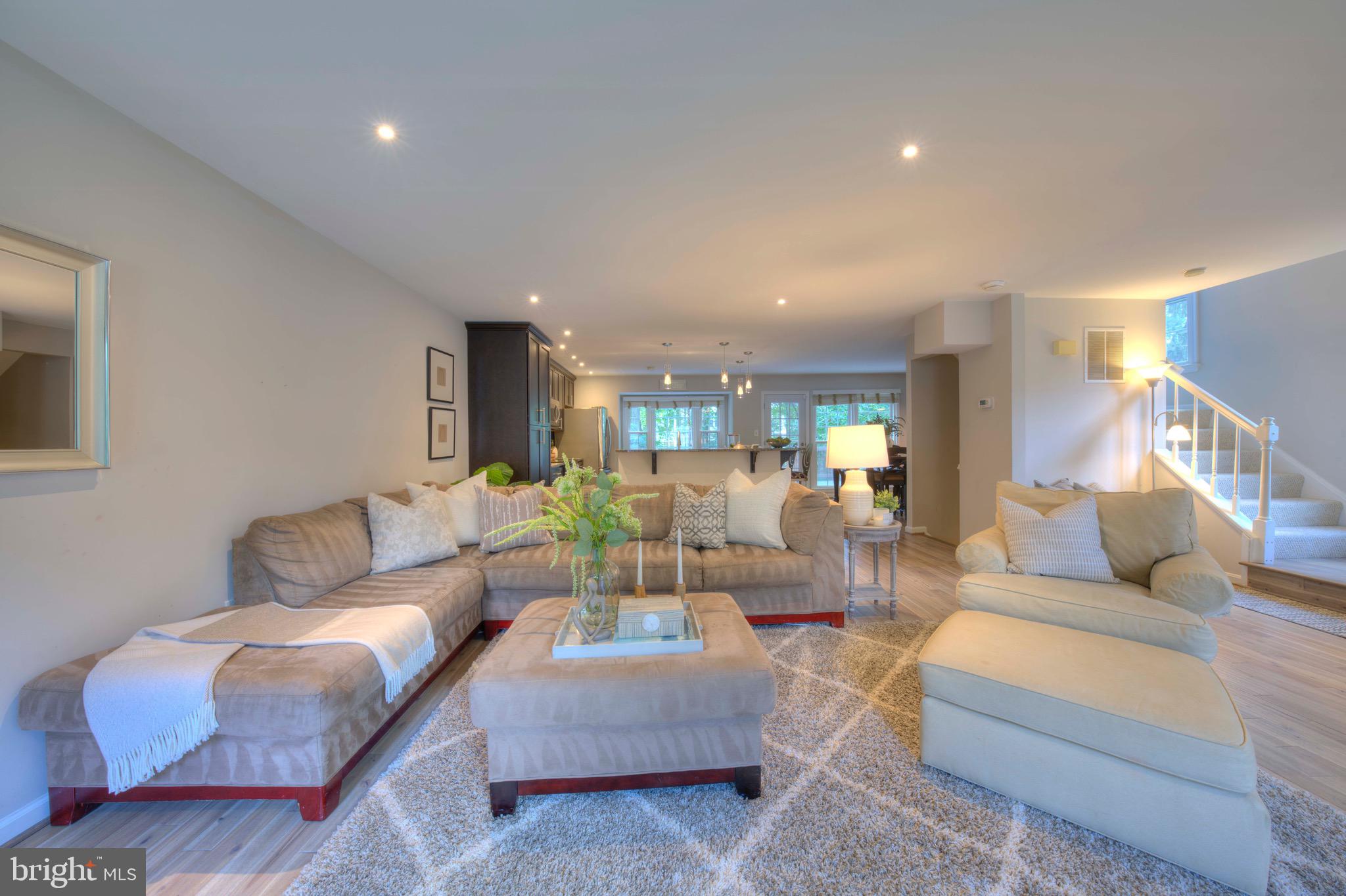 RIDGEWOOD - Residential