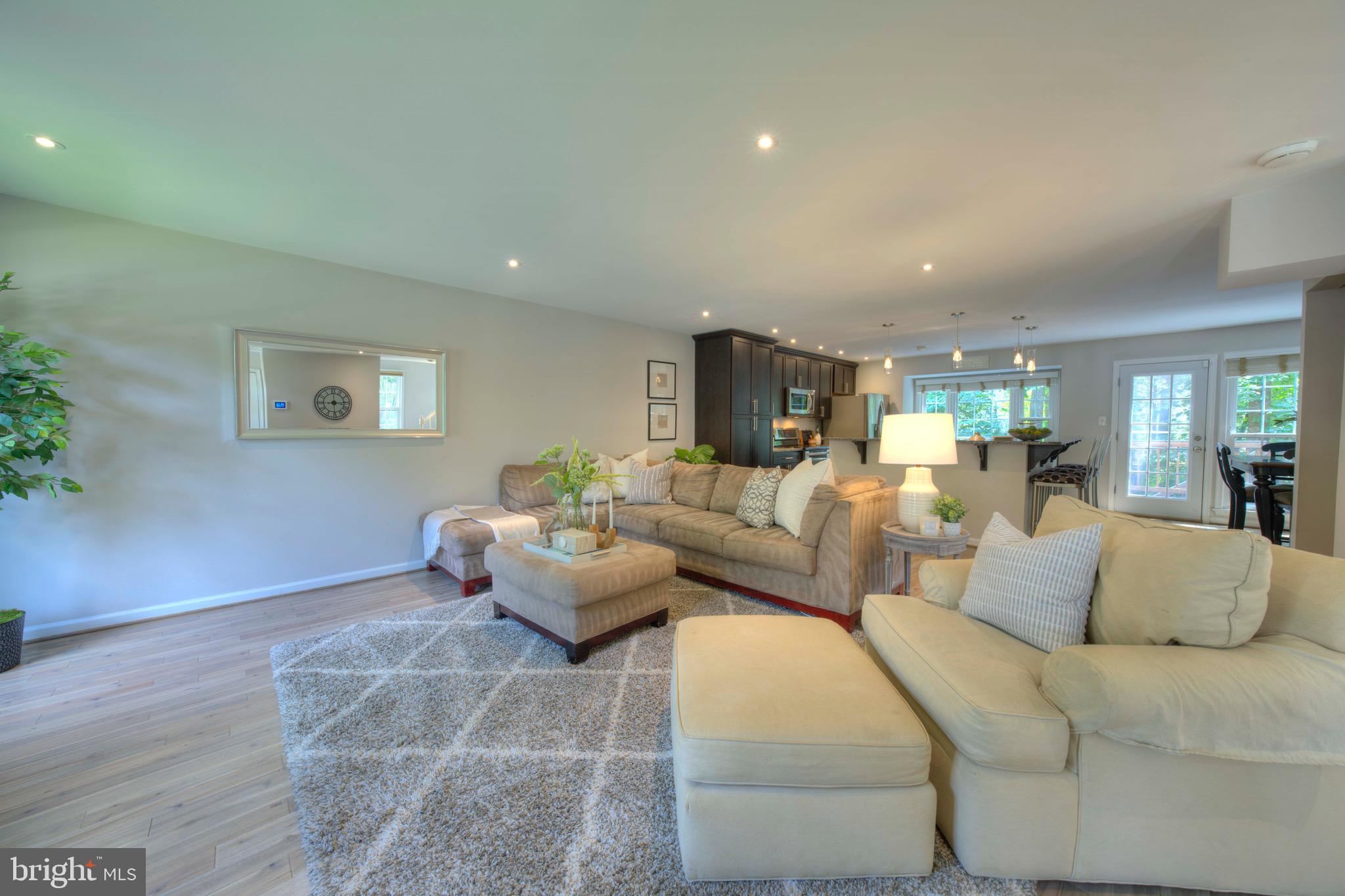 RIDGEWOOD - Residential