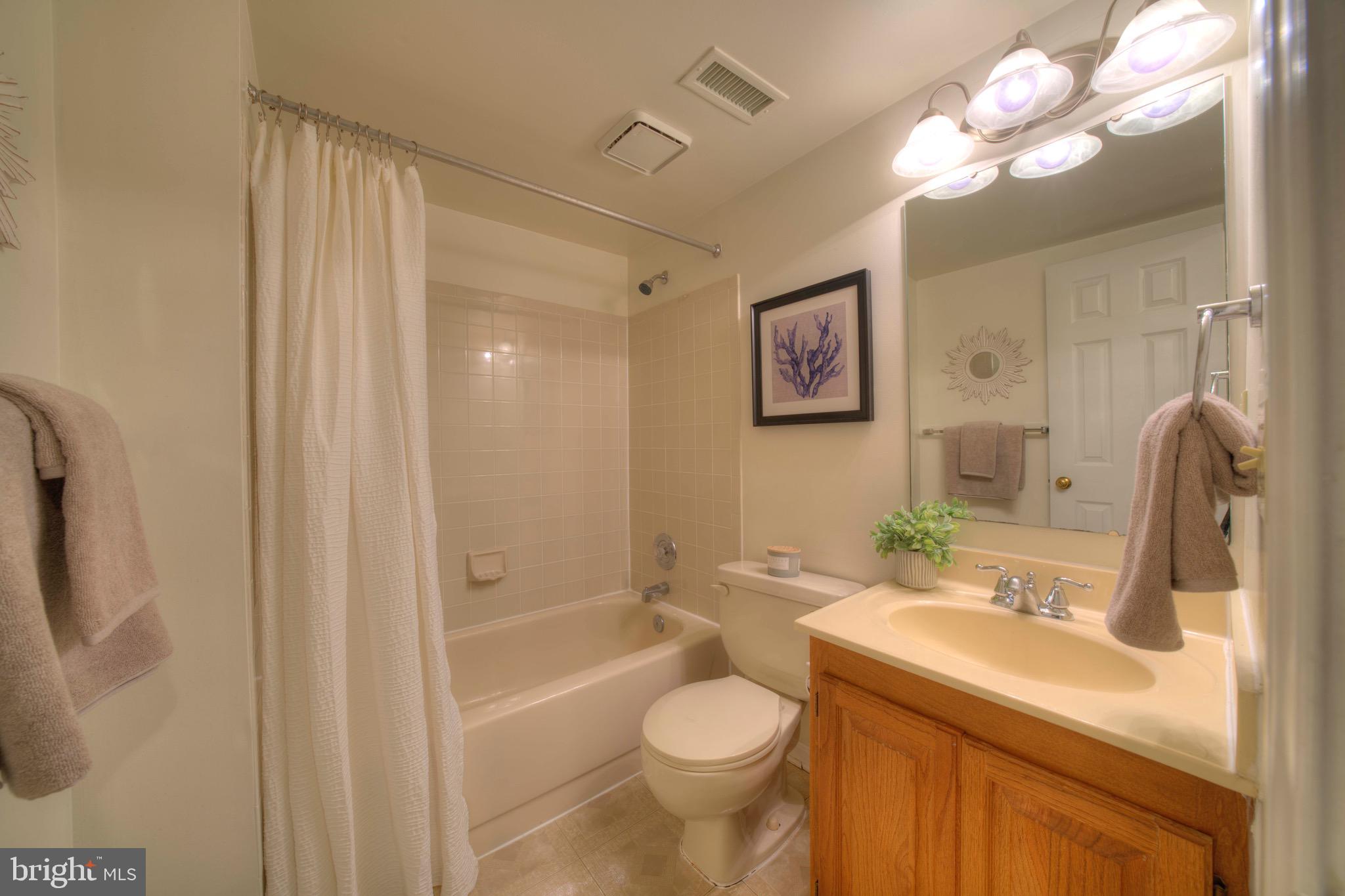 RIDGEWOOD - Residential