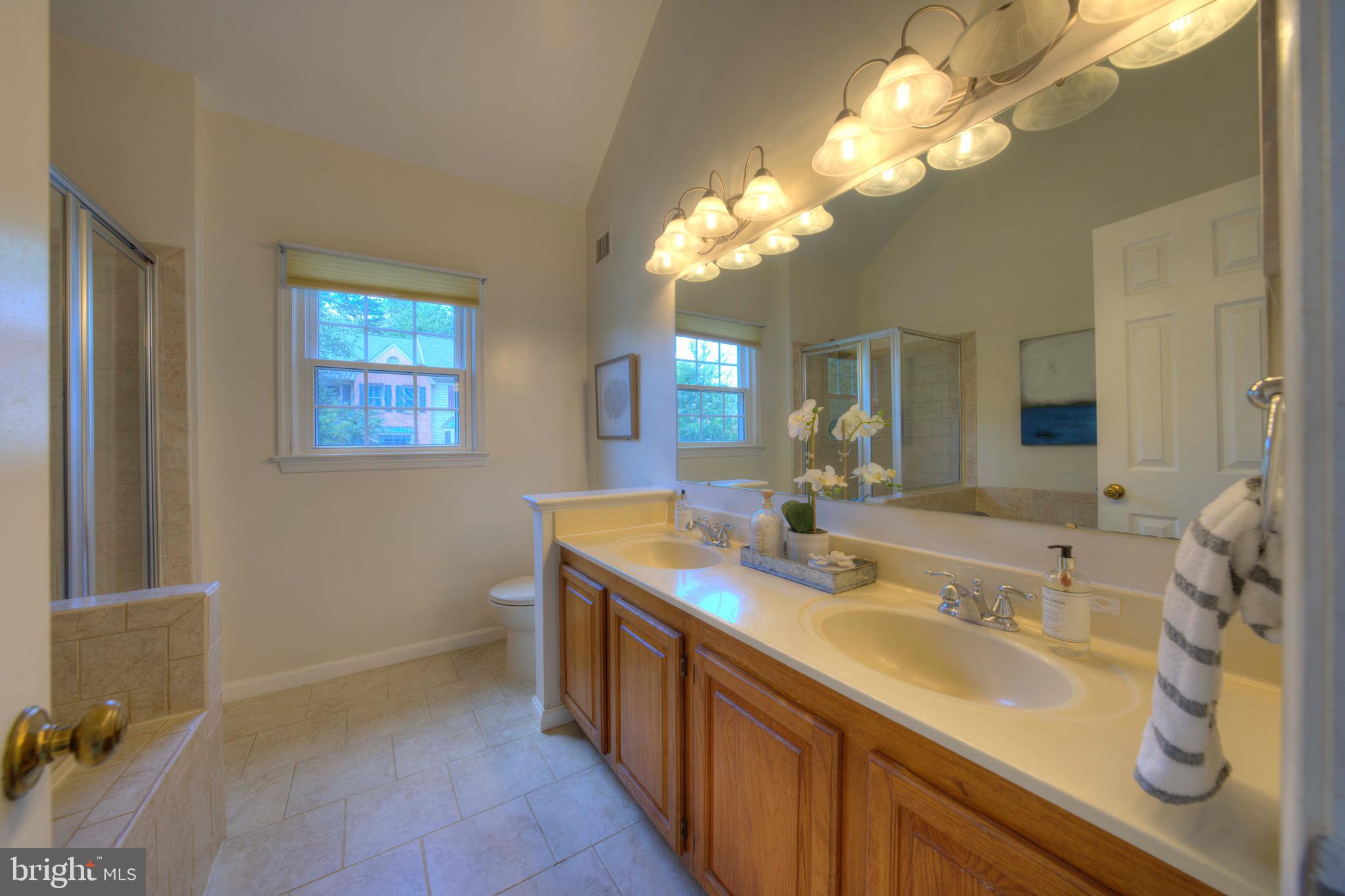 RIDGEWOOD - Residential