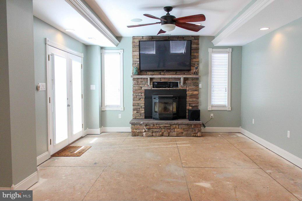 ELDON GROVE - Residential Lease