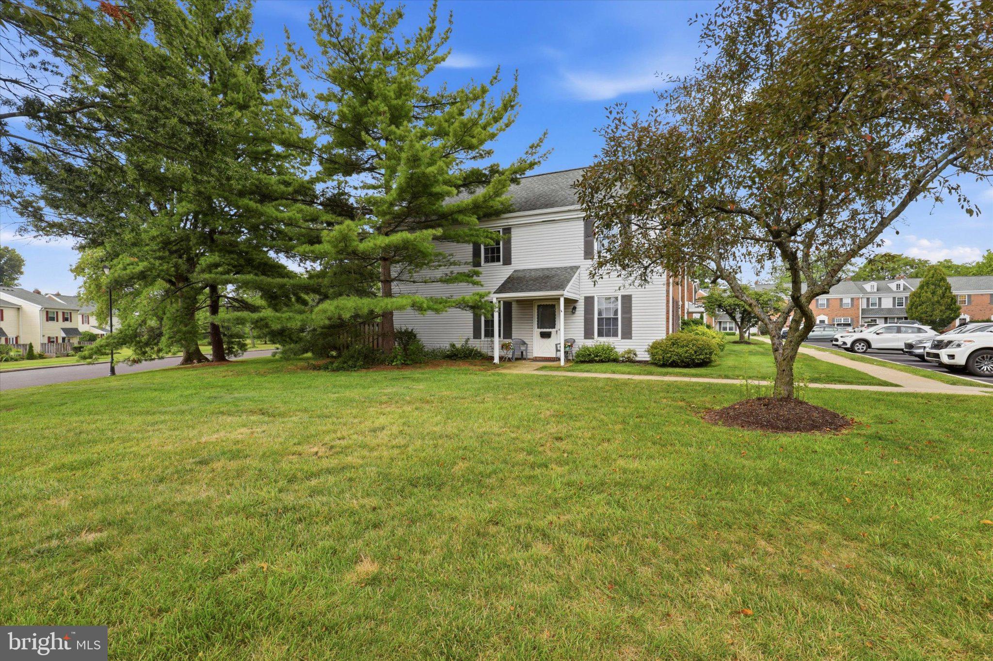 325 CHRISTOPHER COURT