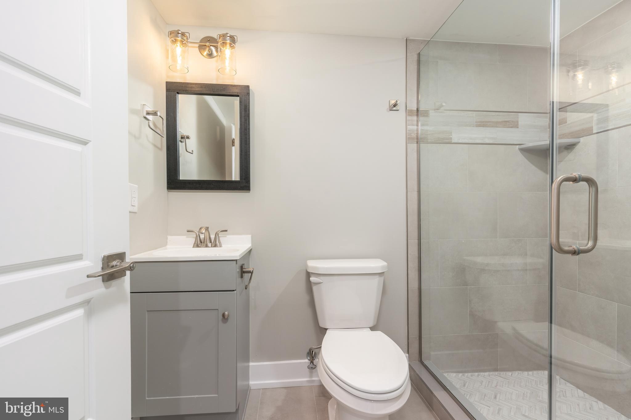 TEMPLE UNIVERSITY - Residential Lease