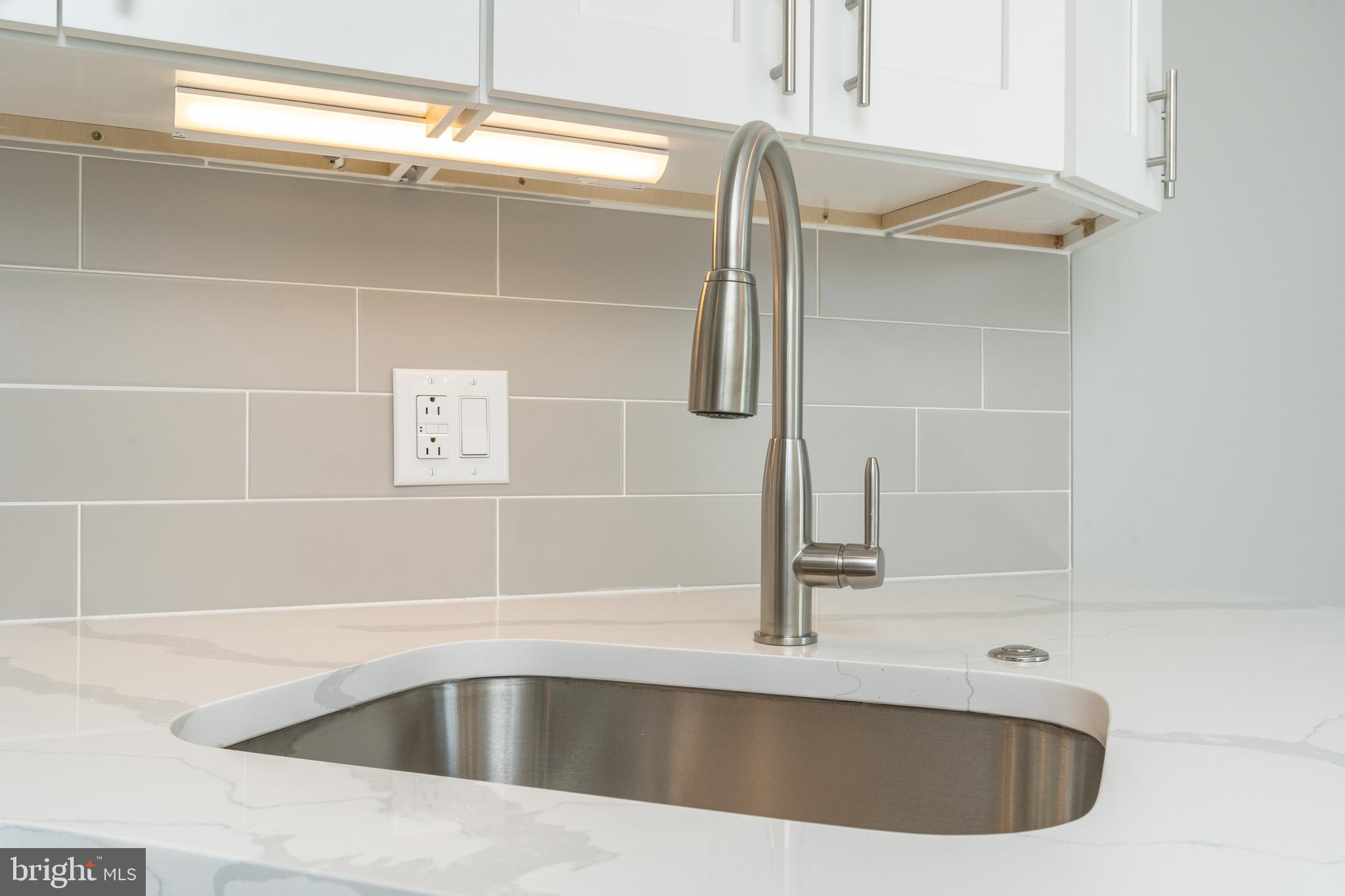 TEMPLE UNIVERSITY - Residential Lease